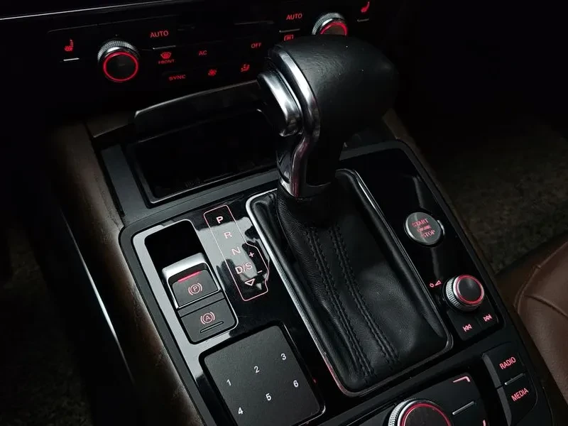 Audi A7 3.0 TDI Quattro, снимка 9 - Автомобили и джипове - 54562179