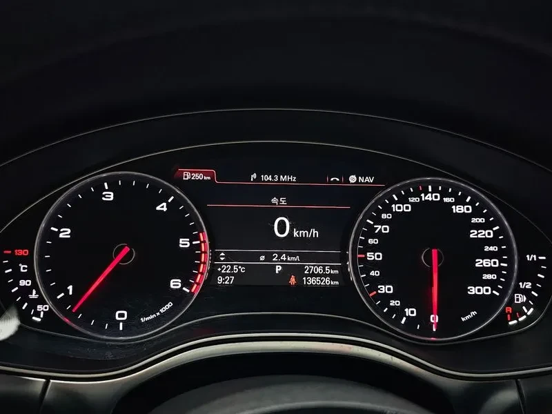 Audi A7 3.0 TDI Quattro, снимка 8 - Автомобили и джипове - 54562179
