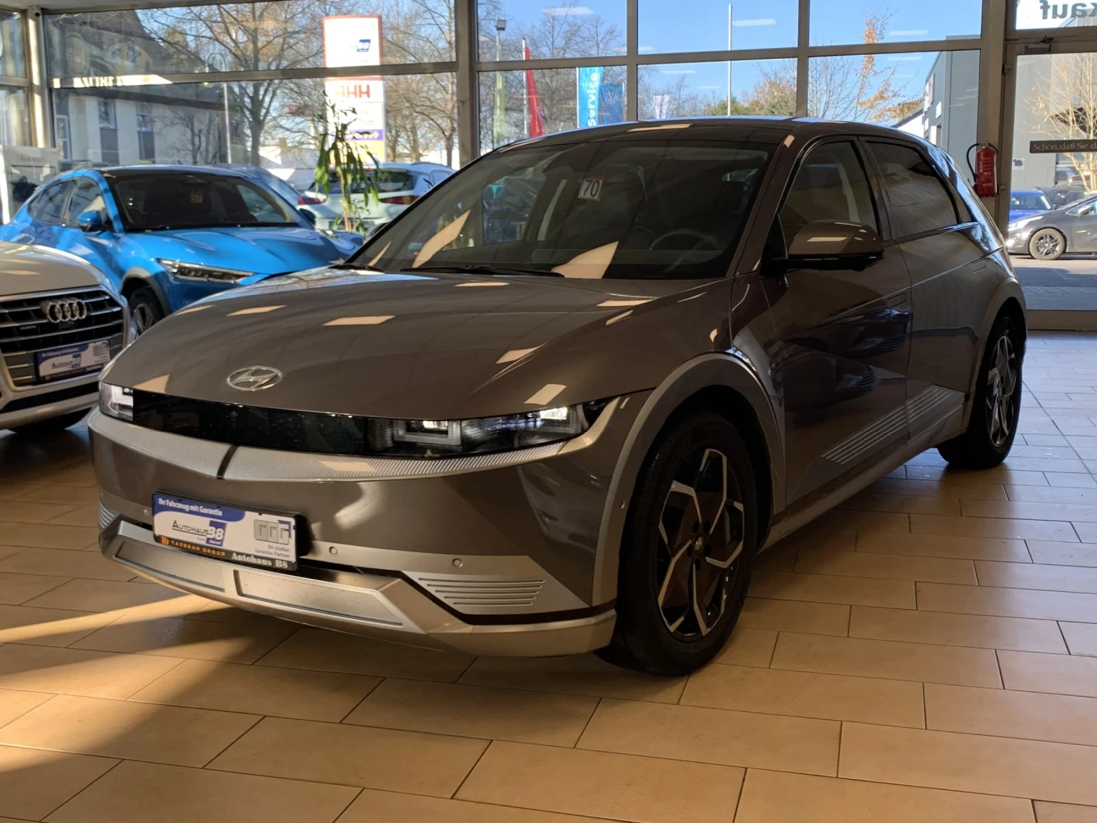 Hyundai Ioniq 5 UNIQ* 72.6KW* 306H.P.* ПАНОРАМА* ГАРАНЦИЯ, снимка 1