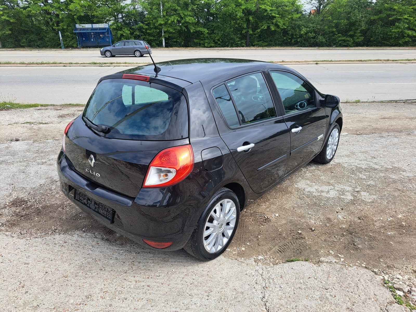 Renault Clio 1.2i GAZ  Facelift - изображение 5