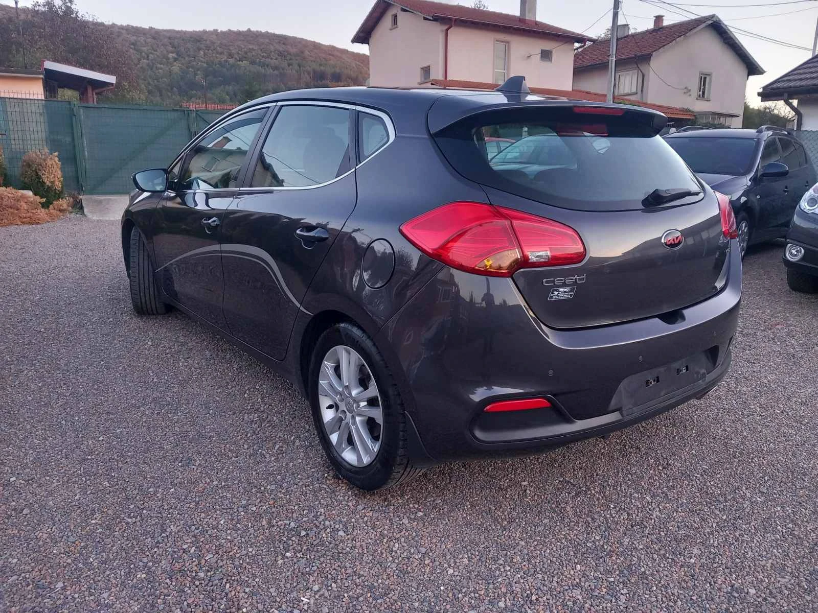 Kia Ceed 1.4CRDi-90HP EURO5 - изображение 3