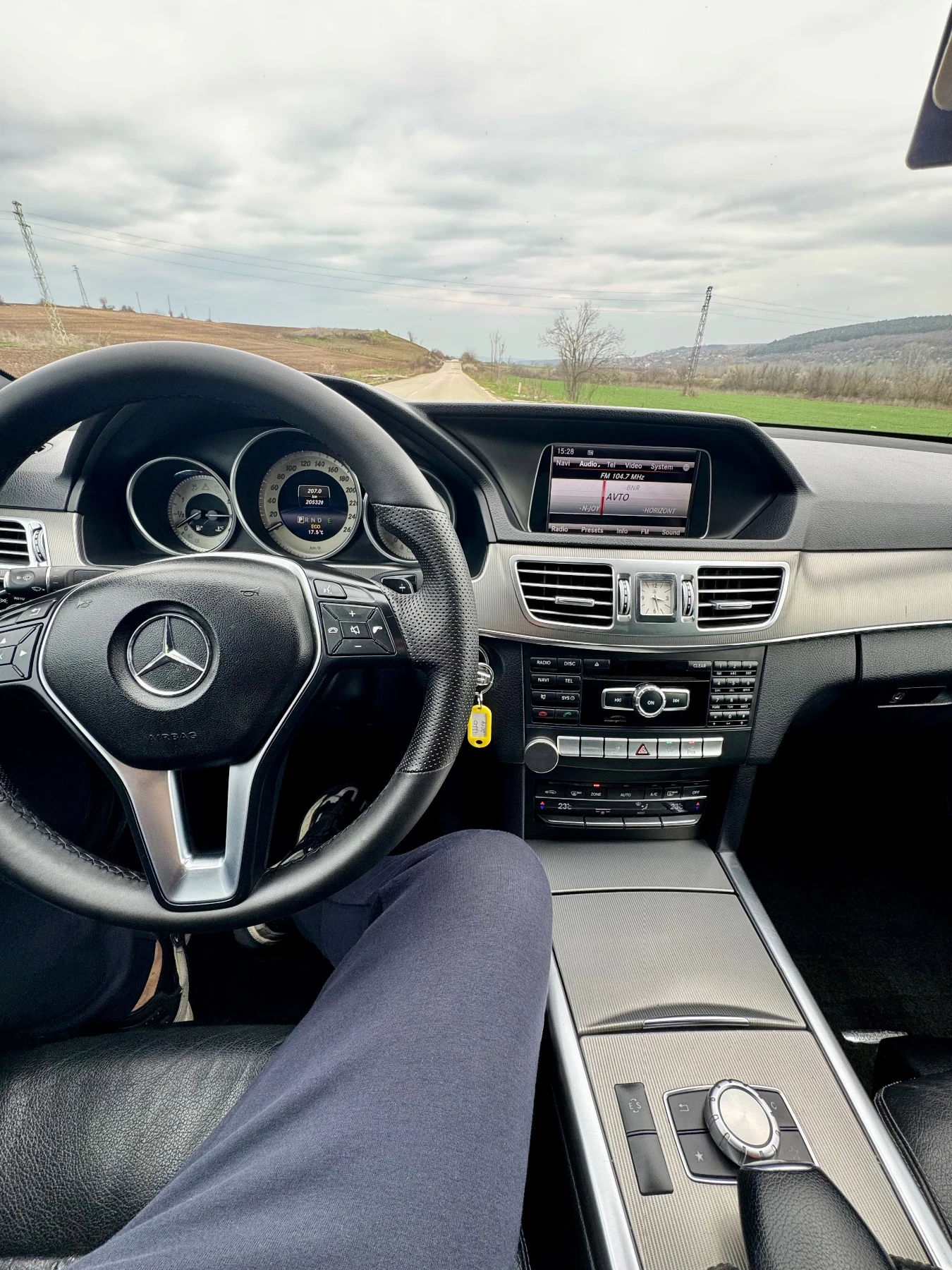 Mercedes-Benz E 220 d AMG FULL LED | Mobile.bg   11