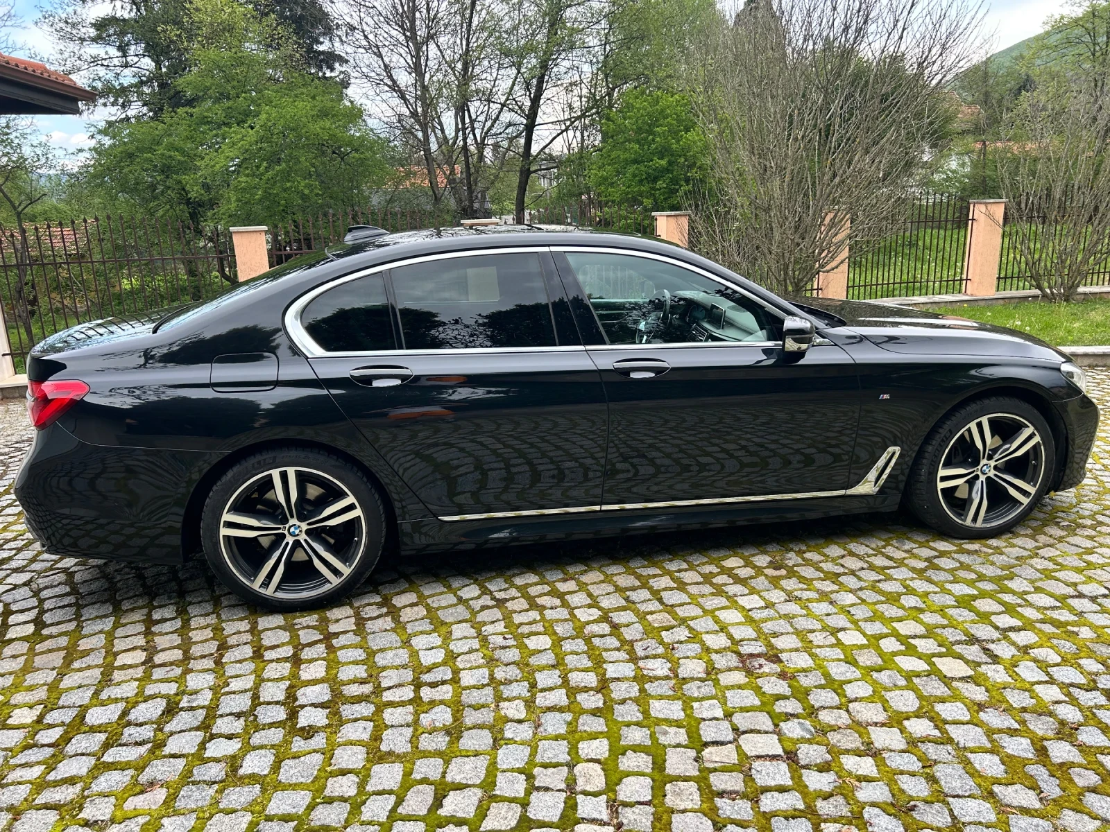 BMW 740 Xdrive, Laserlights, Msport - изображение 5