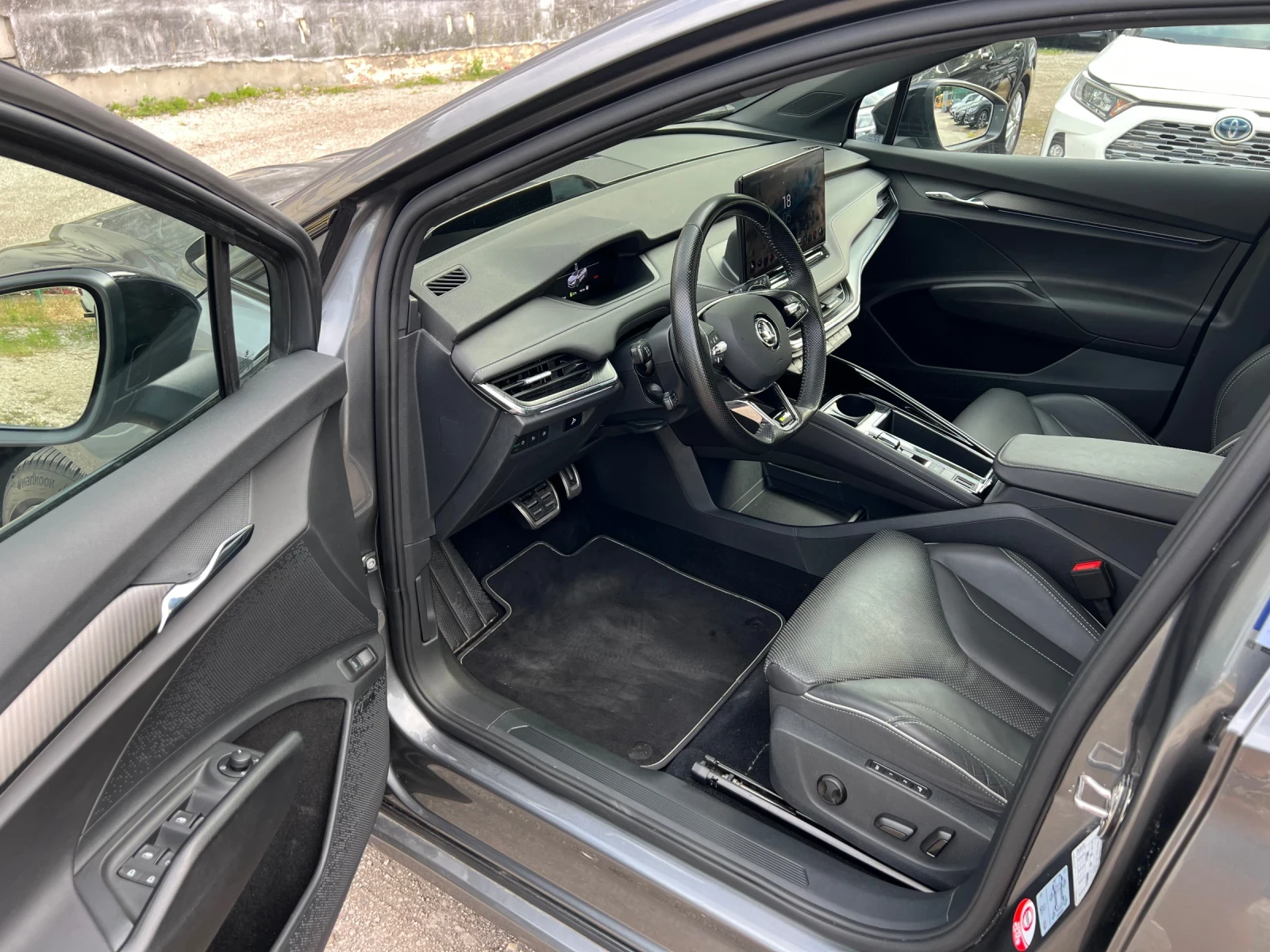 Skoda Enyaq Coupe VRS - изображение 9