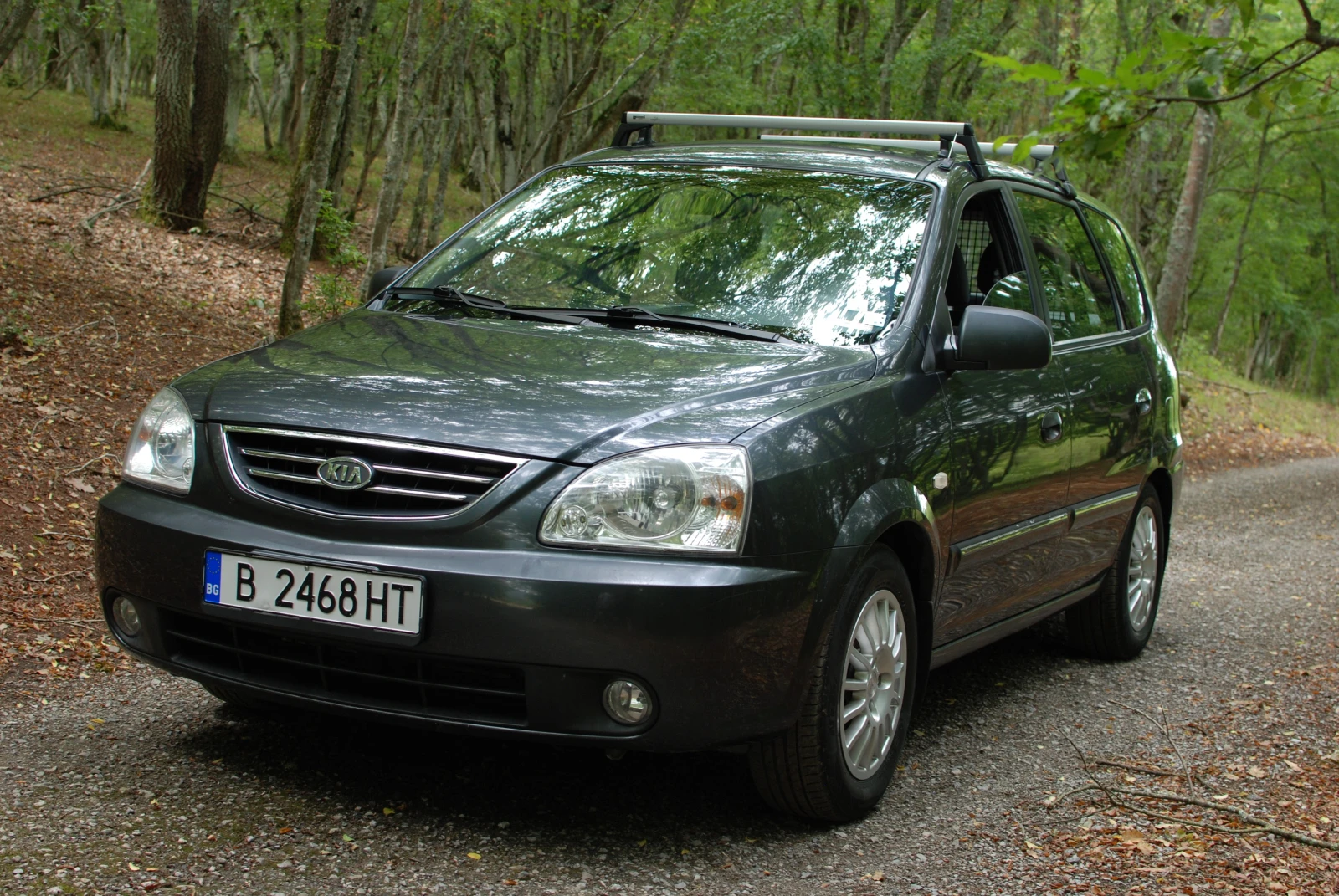 Kia Carens 1.6 Газов Инжекцион - изображение 3