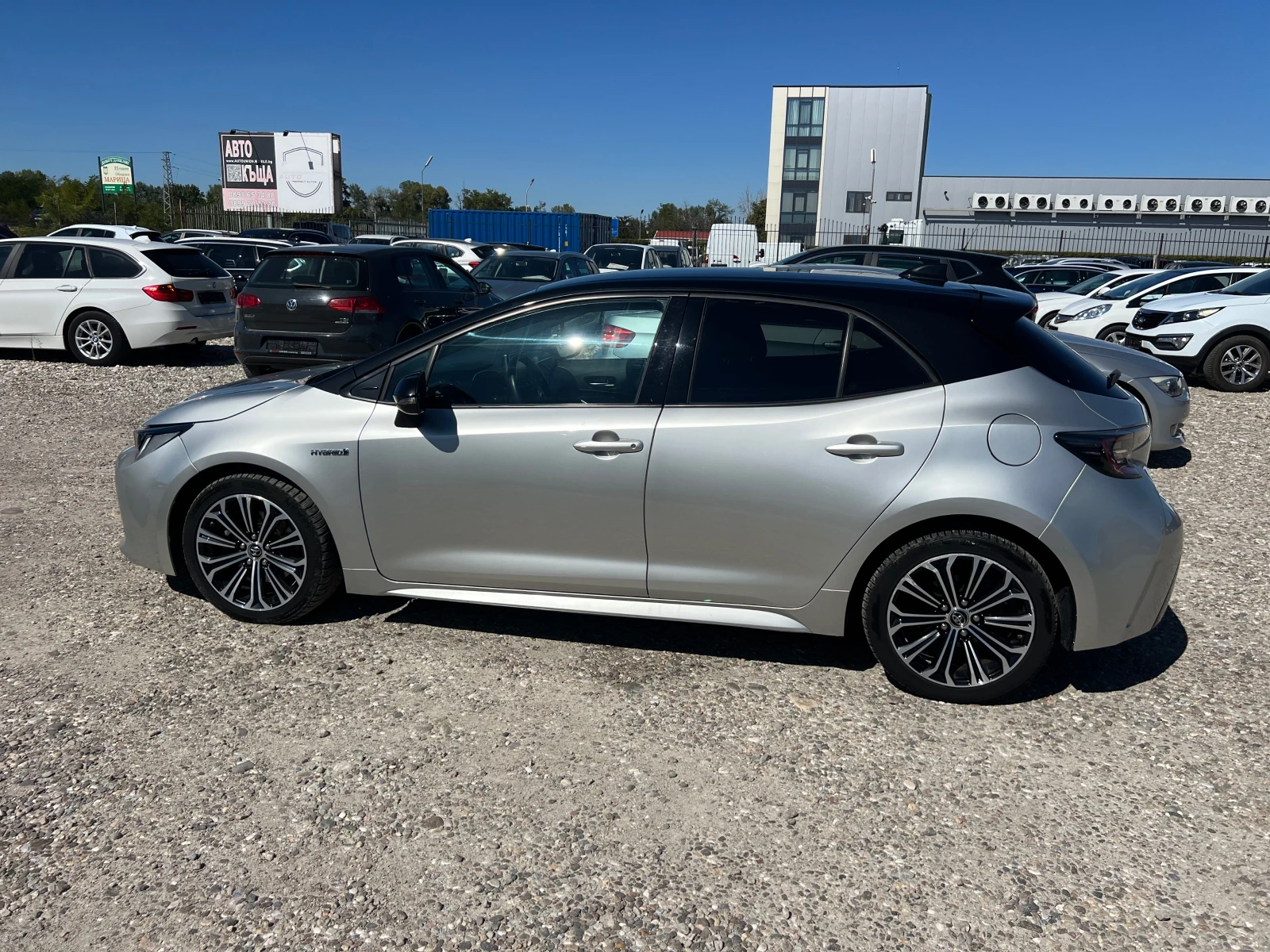 Toyota Corolla 2.0 HYBRID(КАТО НОВА) - изображение 8