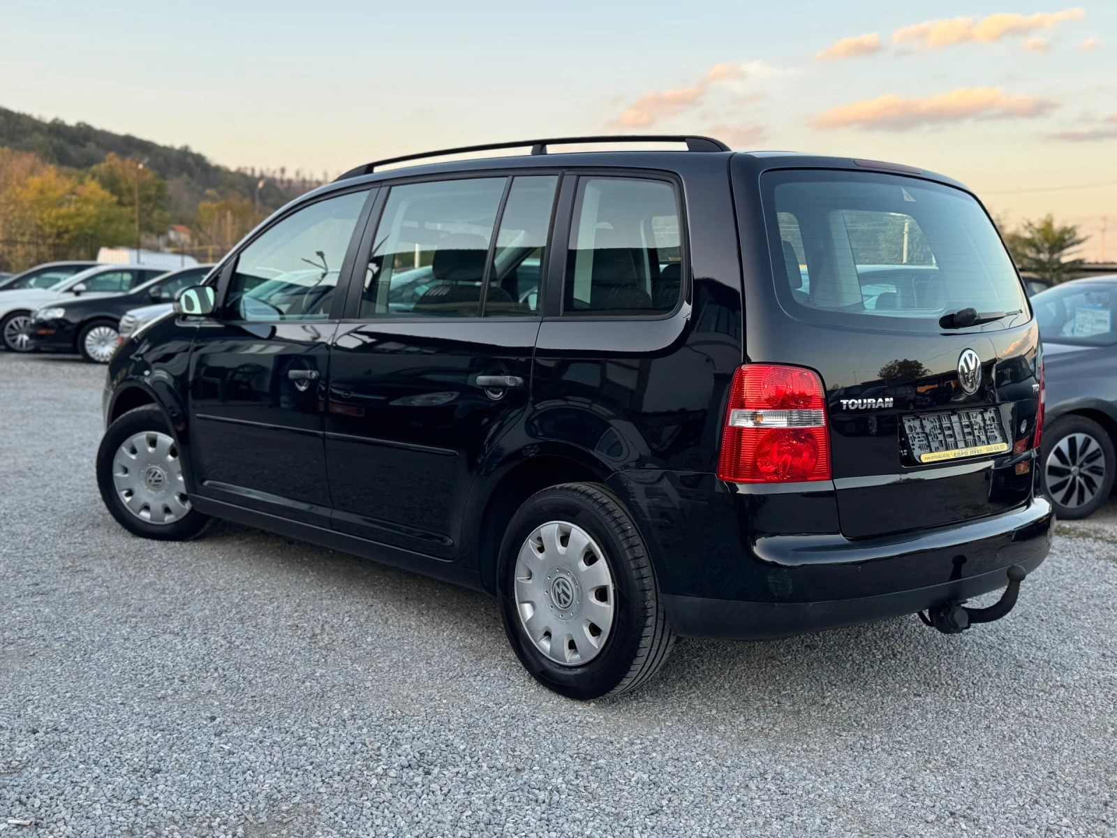 VW Touran 1.9TDI 105кс 6с  - изображение 8