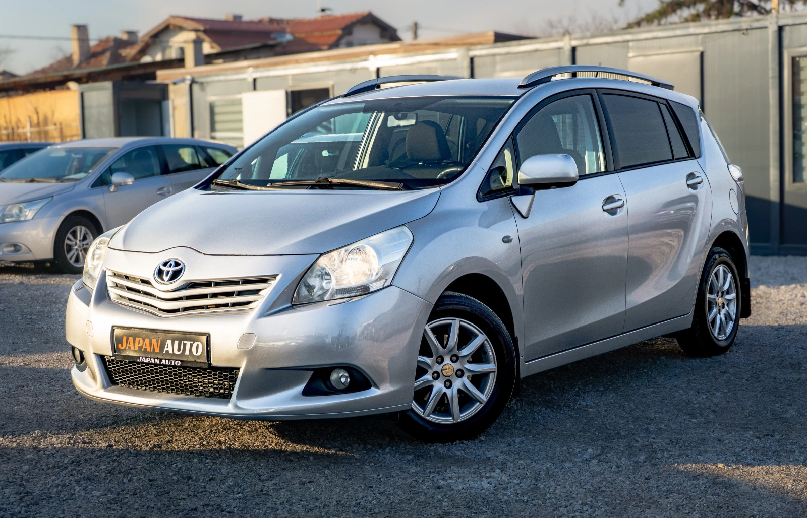 Toyota Verso 1.8 VVT-i | С ГАРАНЦИЯ  - изображение 2
