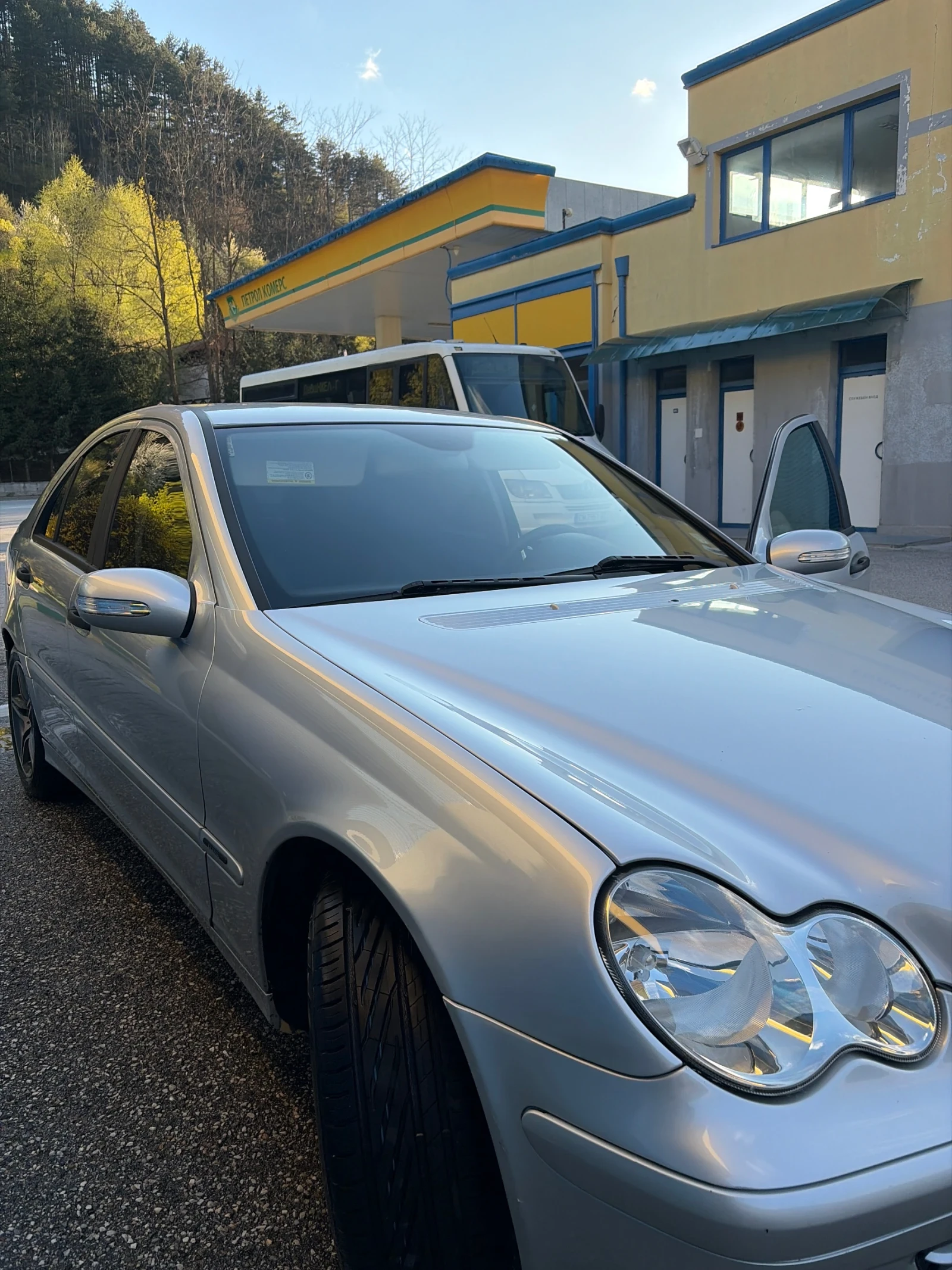 Mercedes-Benz C 200, снимка 7 - Автомобили и джипове - 54296082