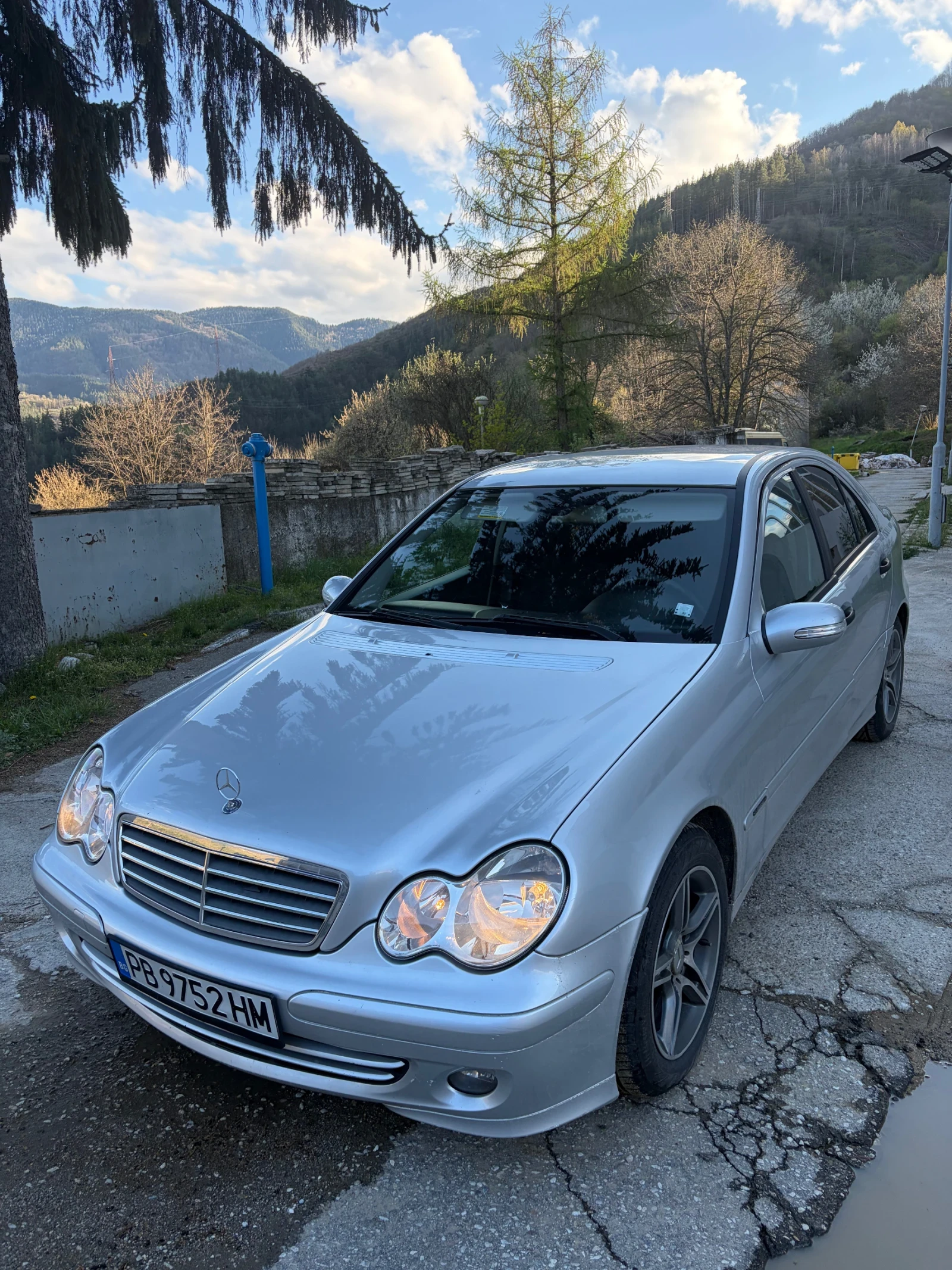 Mercedes-Benz C 200, снимка 6 - Автомобили и джипове - 54296082
