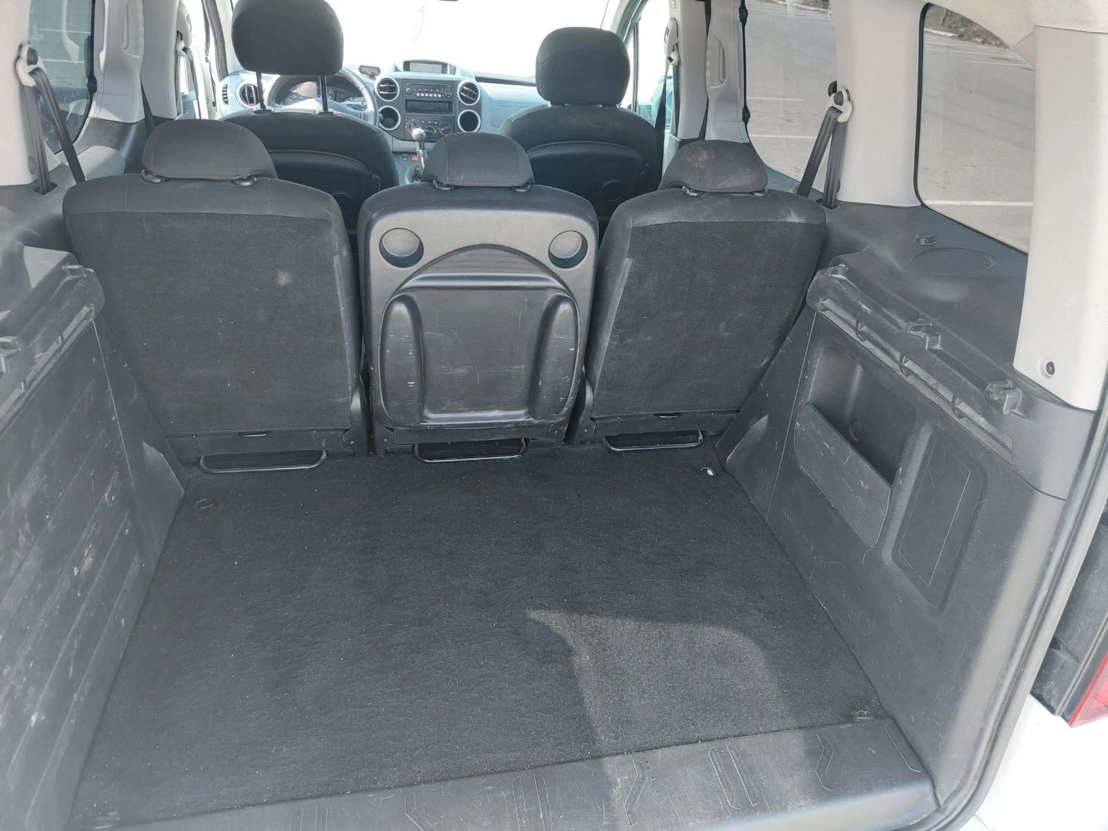 Peugeot Partner 1.6 GAZ, снимка 8 - Автомобили и джипове - 54326382