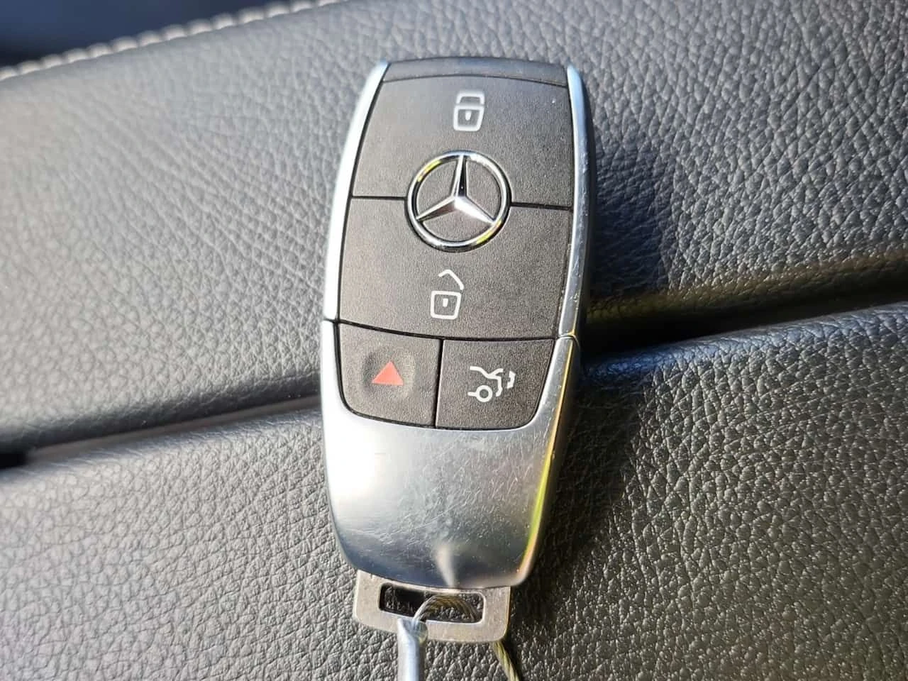 Mercedes-Benz CLA 250 ПАМЕТ| ПАНОРАМА| 360| АМБИЕНТ| , снимка 17 - Автомобили и джипове - 54466771