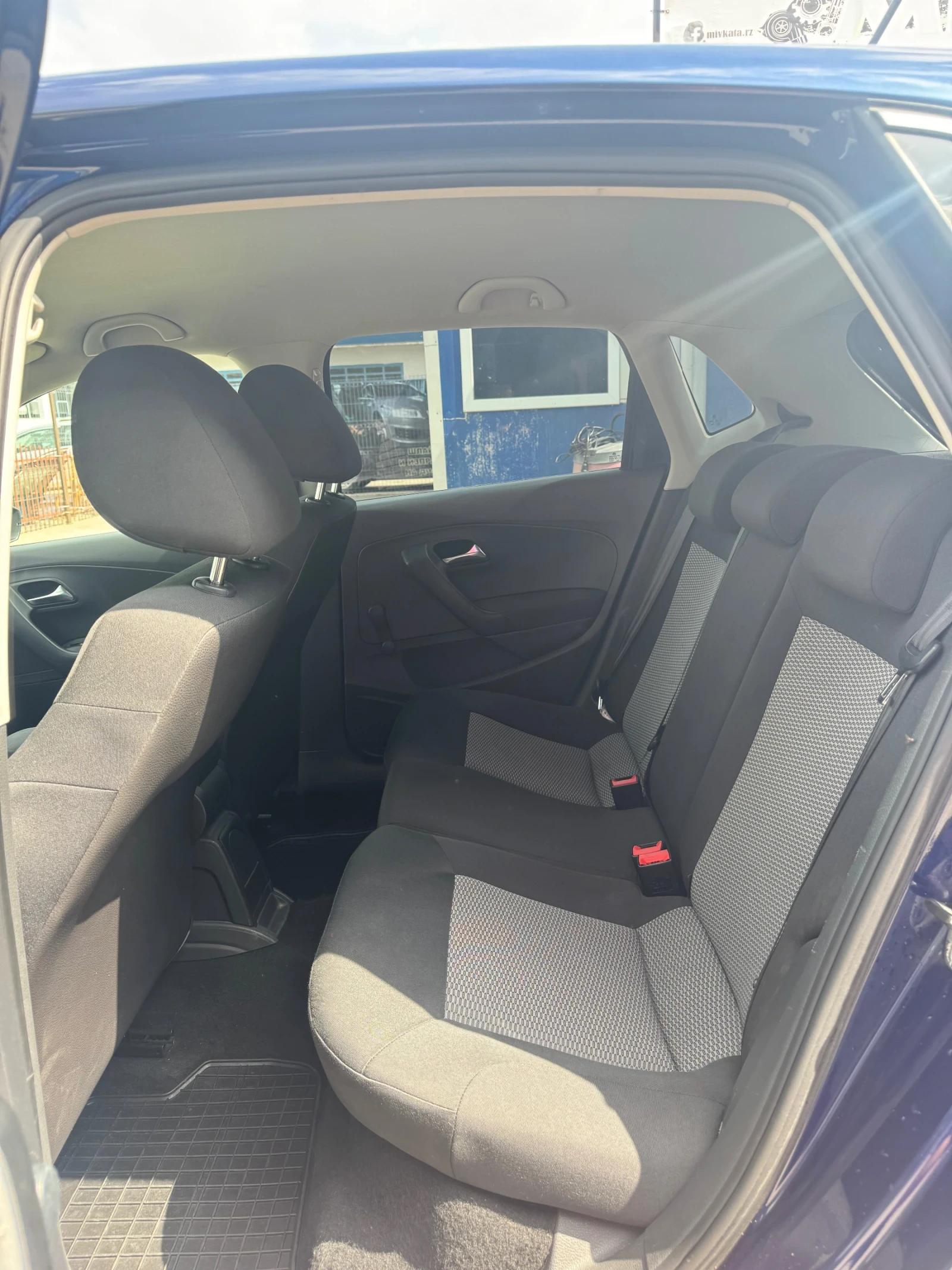 VW Polo 1.2 tdi, снимка 10 - Автомобили и джипове - 54619187