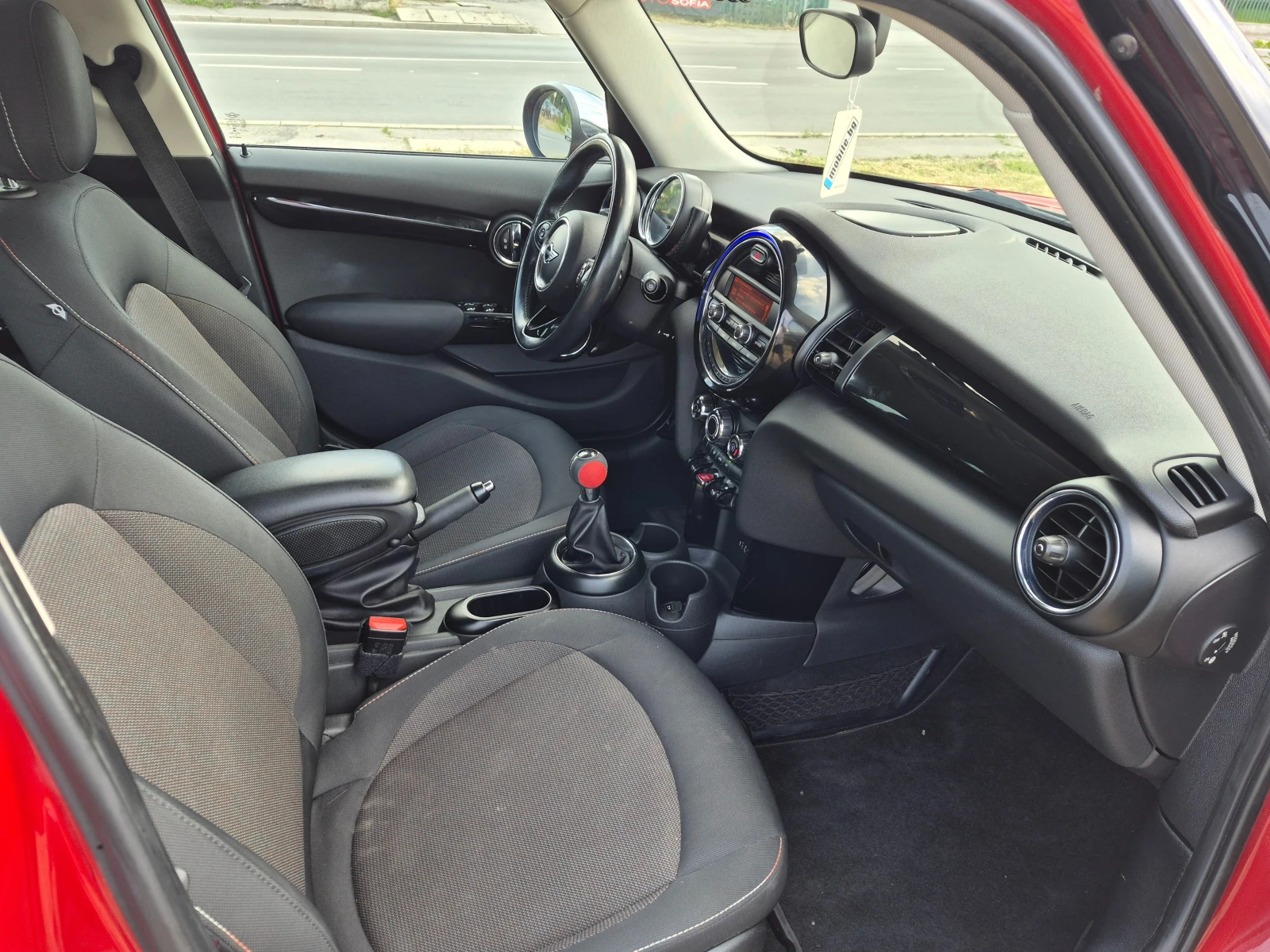 Mini Cooper 1.5т, снимка 12 - Автомобили и джипове - 54823487