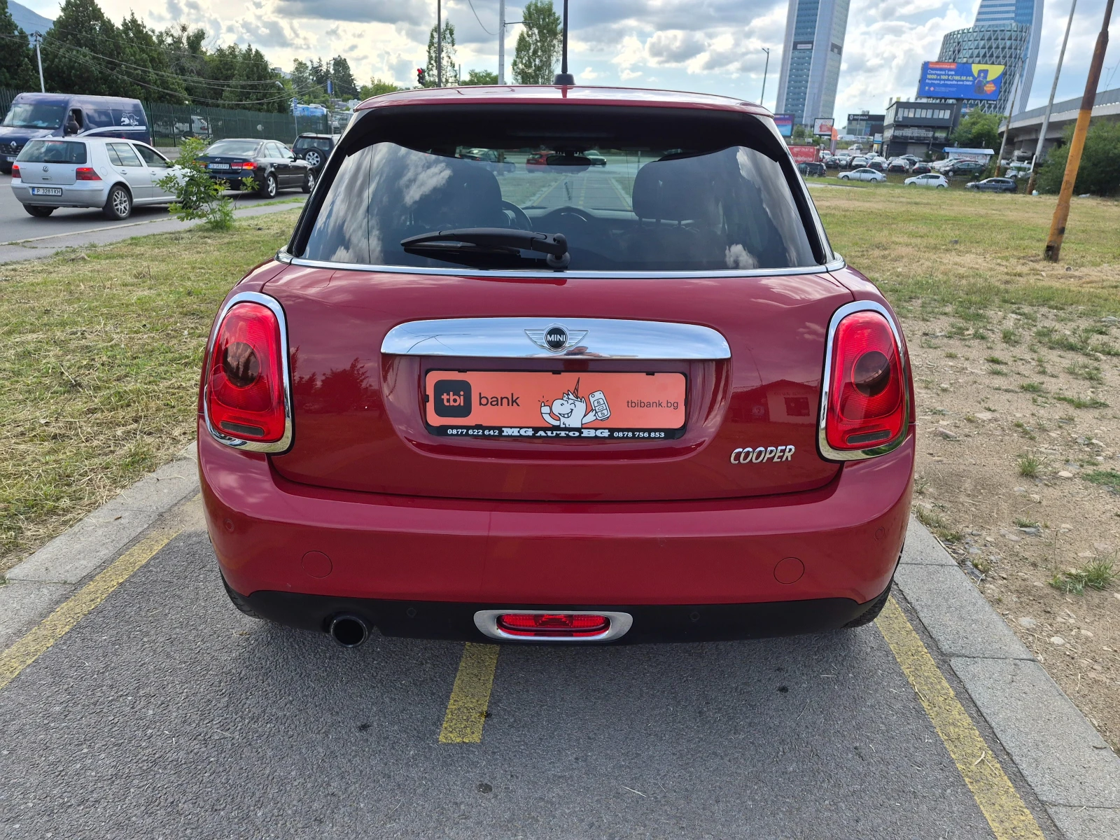Mini Cooper 1.5т, снимка 8 - Автомобили и джипове - 54823487