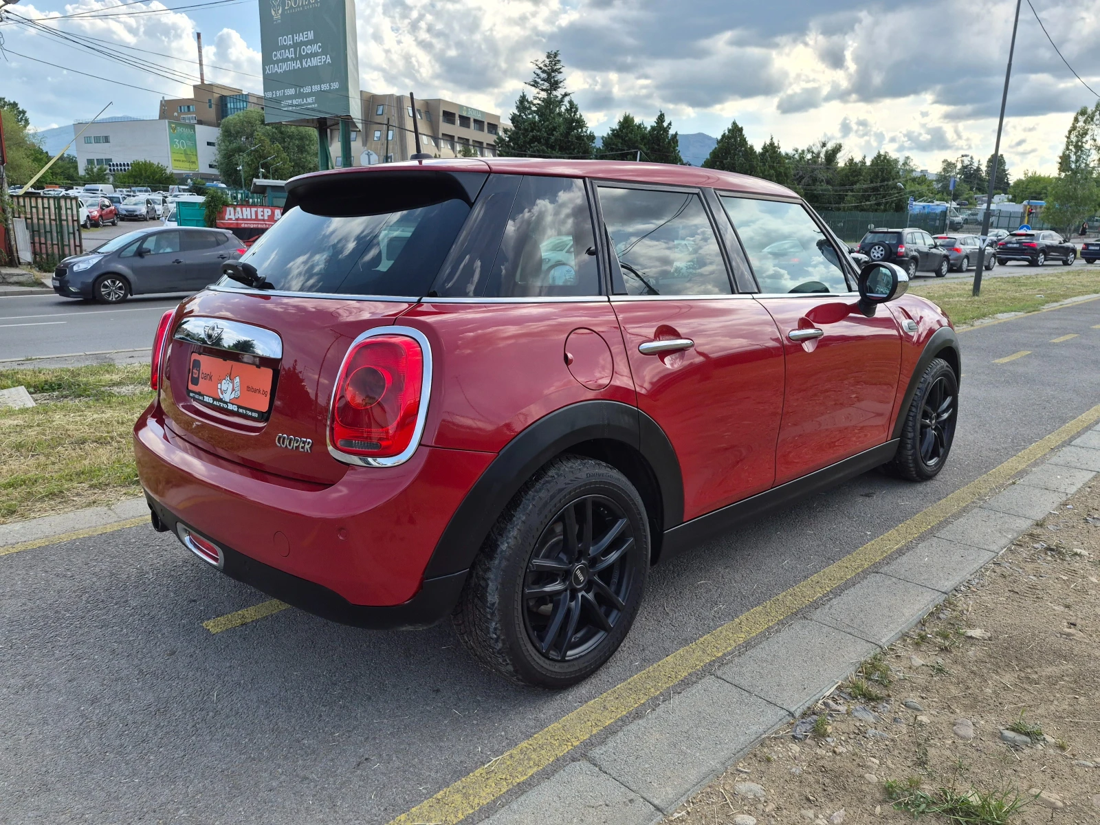 Mini Cooper 1.5т, снимка 5 - Автомобили и джипове - 54823487
