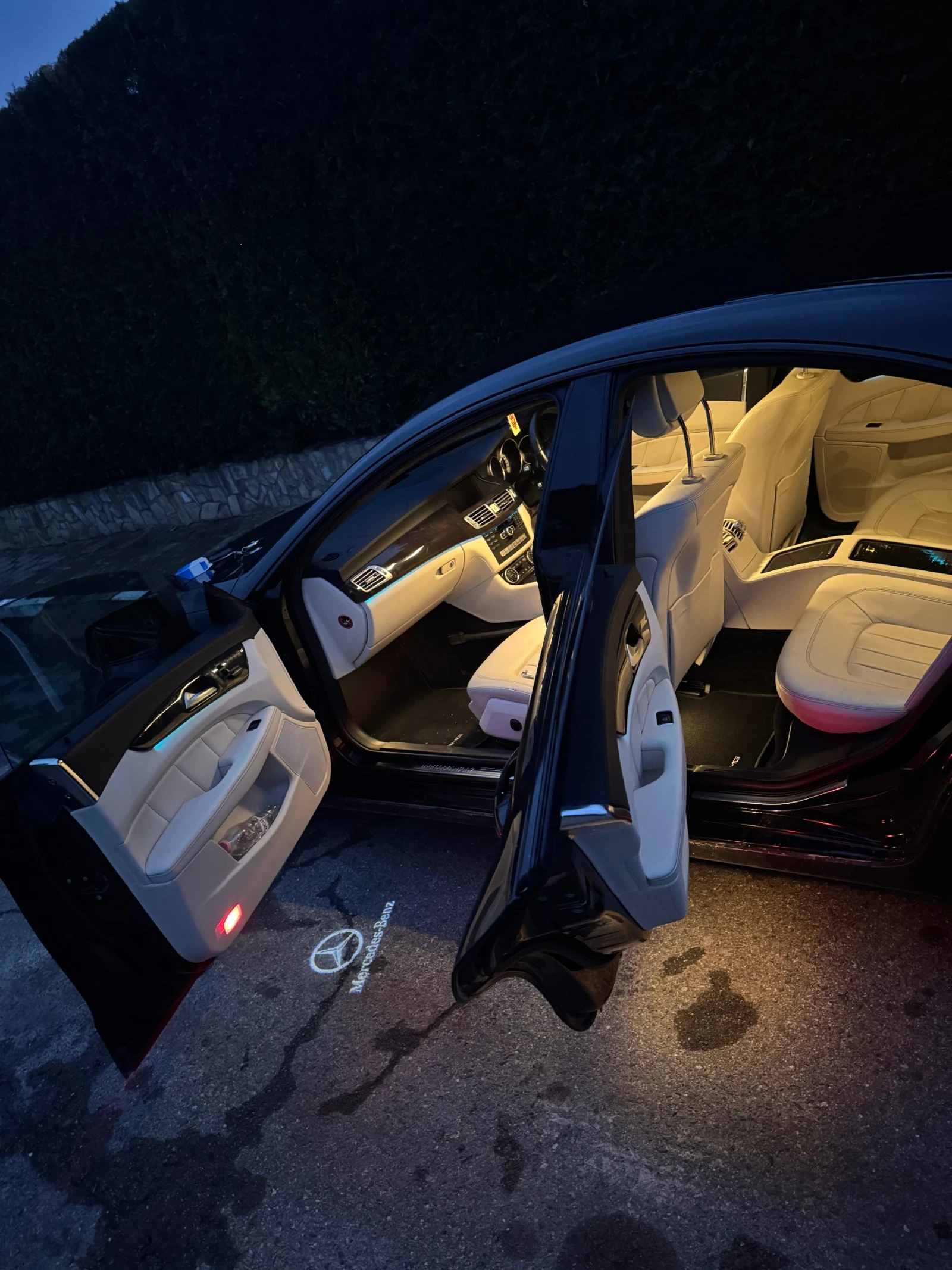 Mercedes-Benz CLS 350, снимка 16 - Автомобили и джипове - 55380203