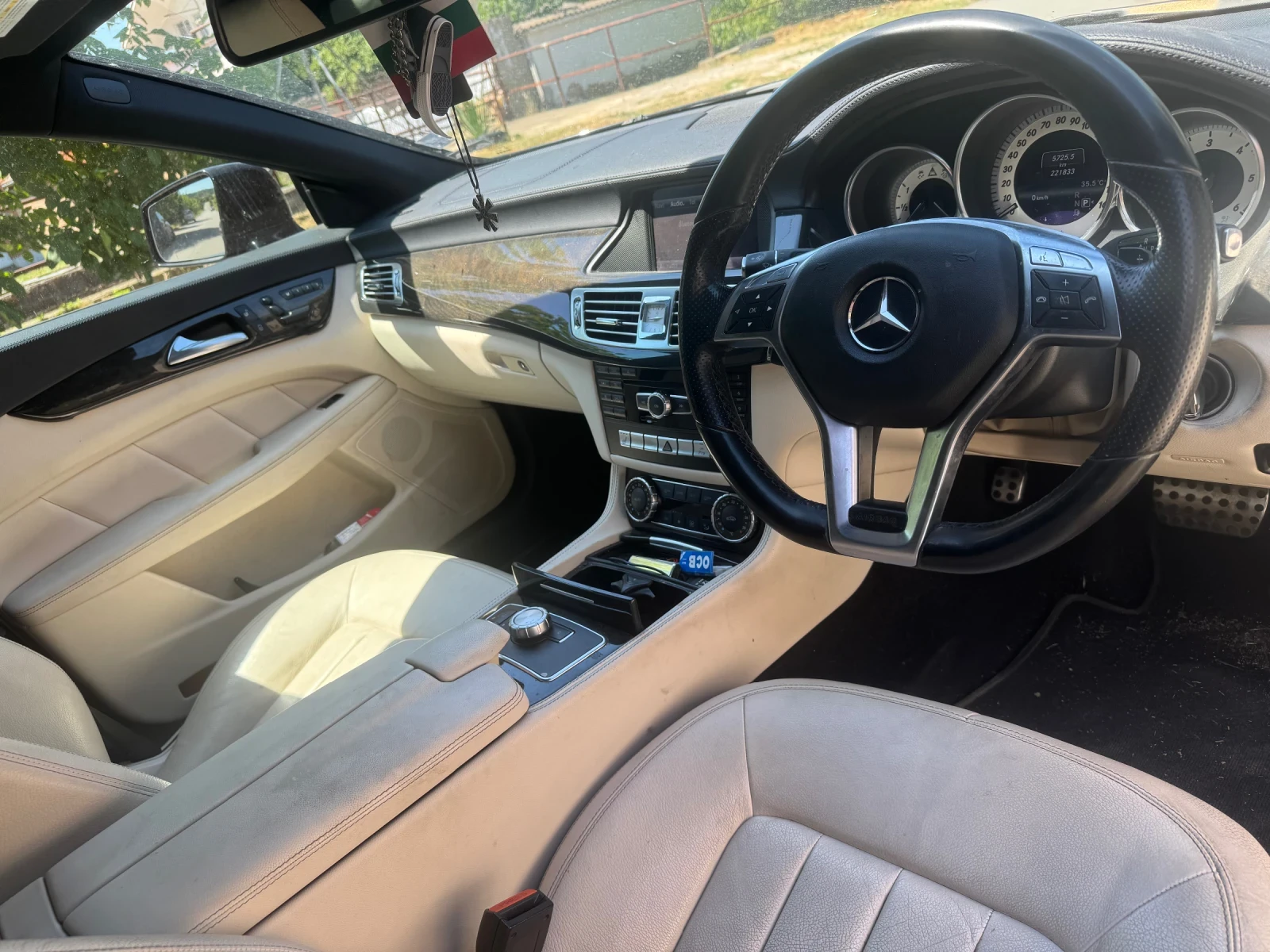 Mercedes-Benz CLS 350, снимка 15 - Автомобили и джипове - 55380203
