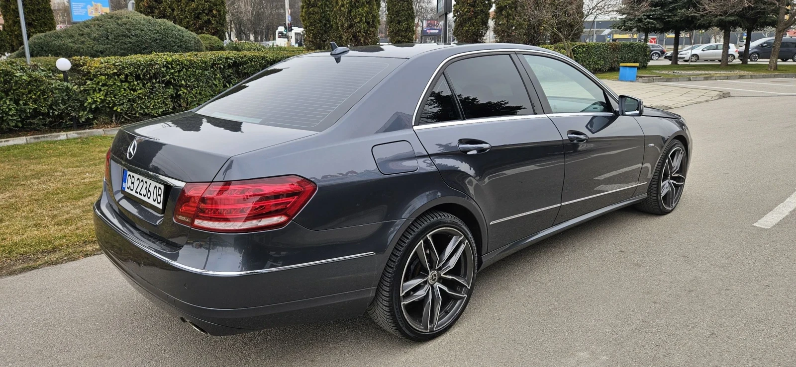Mercedes-Benz E 350 Avantgarde , снимка 6 - Автомобили и джипове - 55435212
