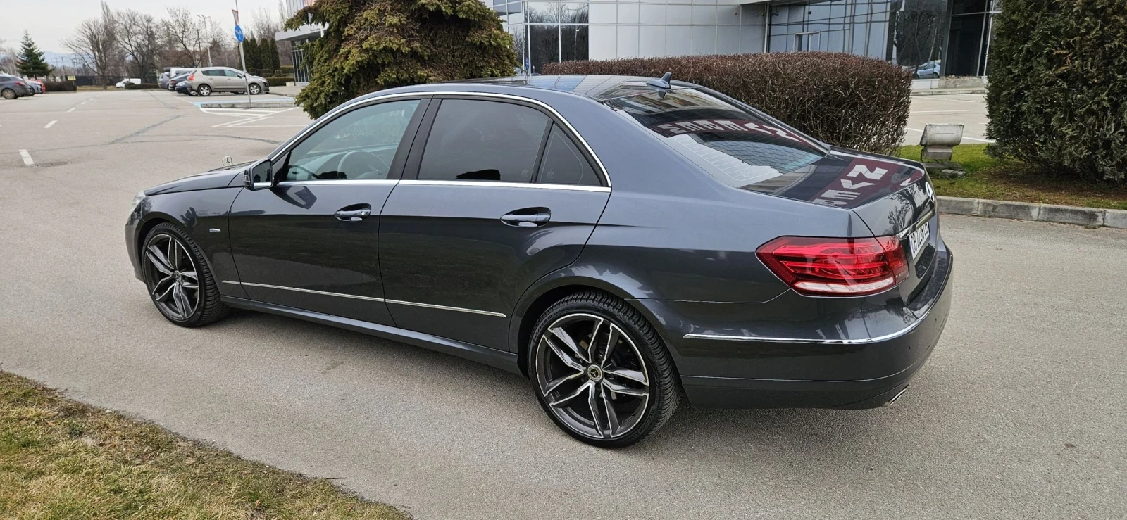 Mercedes-Benz E 350 Avantgarde , снимка 7 - Автомобили и джипове - 55435212