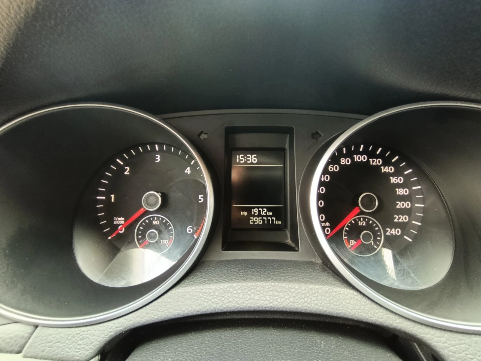VW Golf, снимка 6 - Автомобили и джипове - 55543362