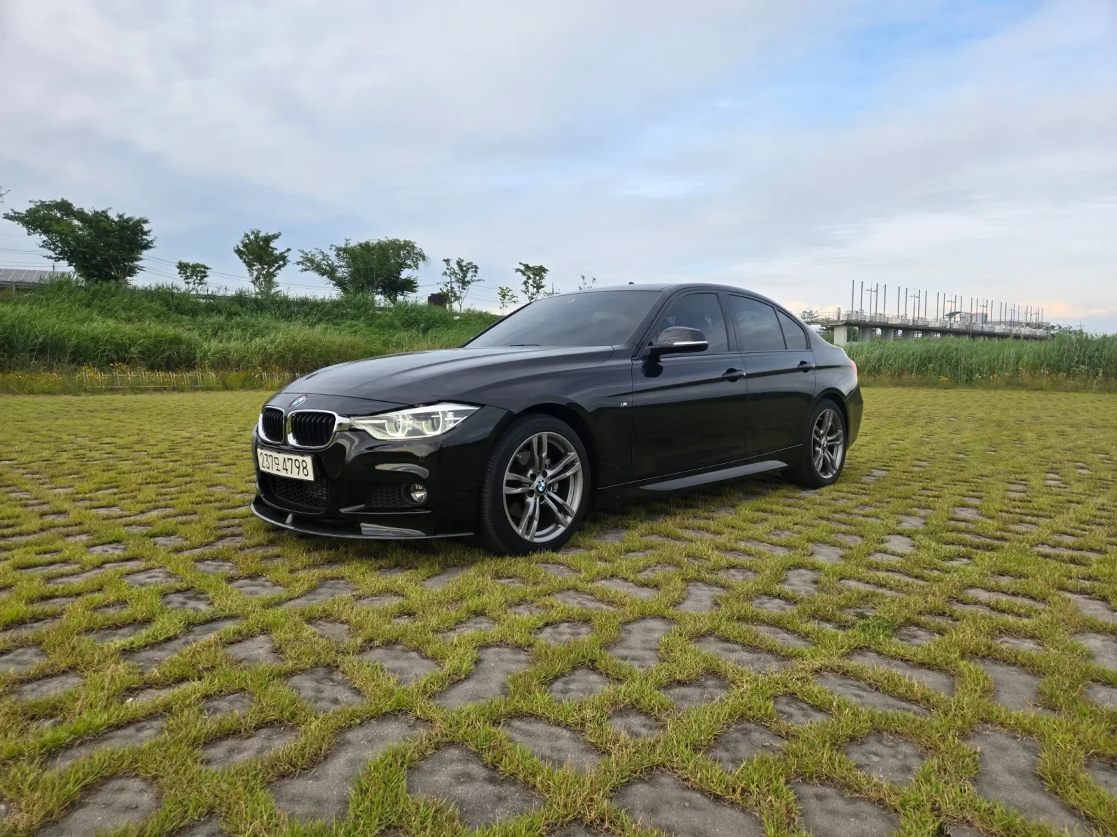 BMW 320 M SPORT LINE* Фиксирана цена* , снимка 2 - Автомобили и джипове - 55655300