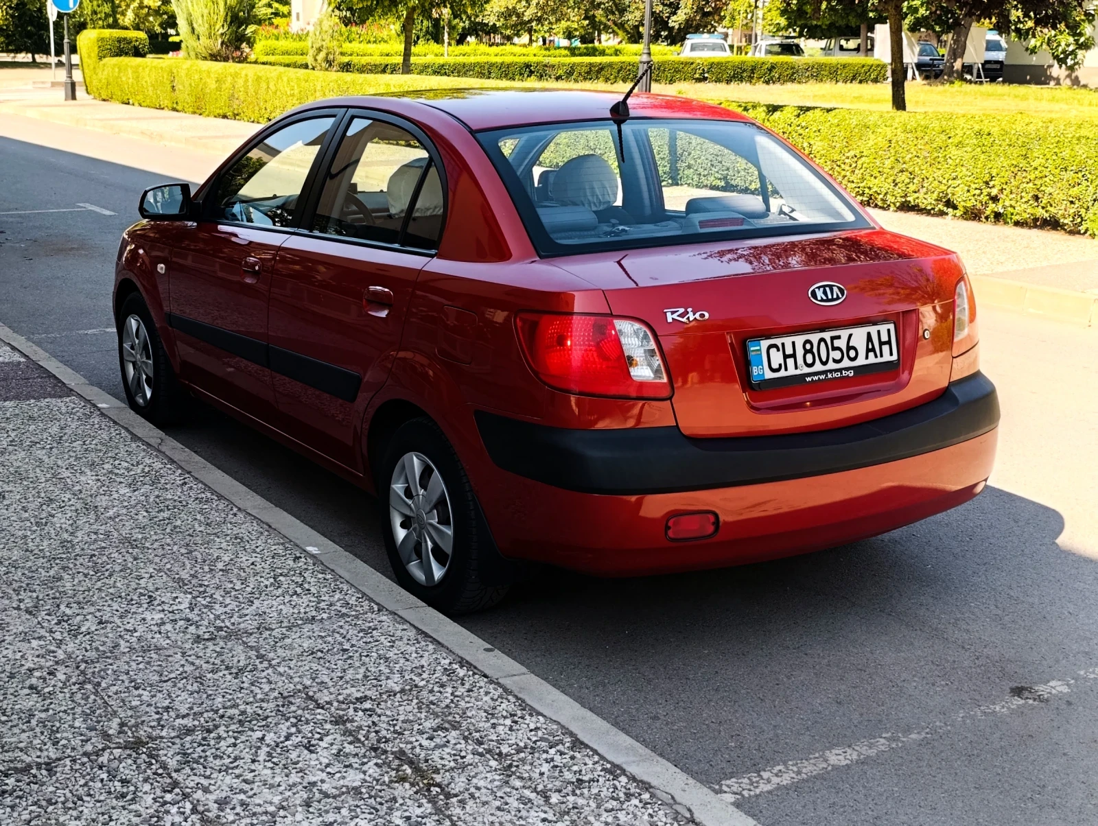 Kia Rio 1.4, снимка 4 - Автомобили и джипове - 55693483