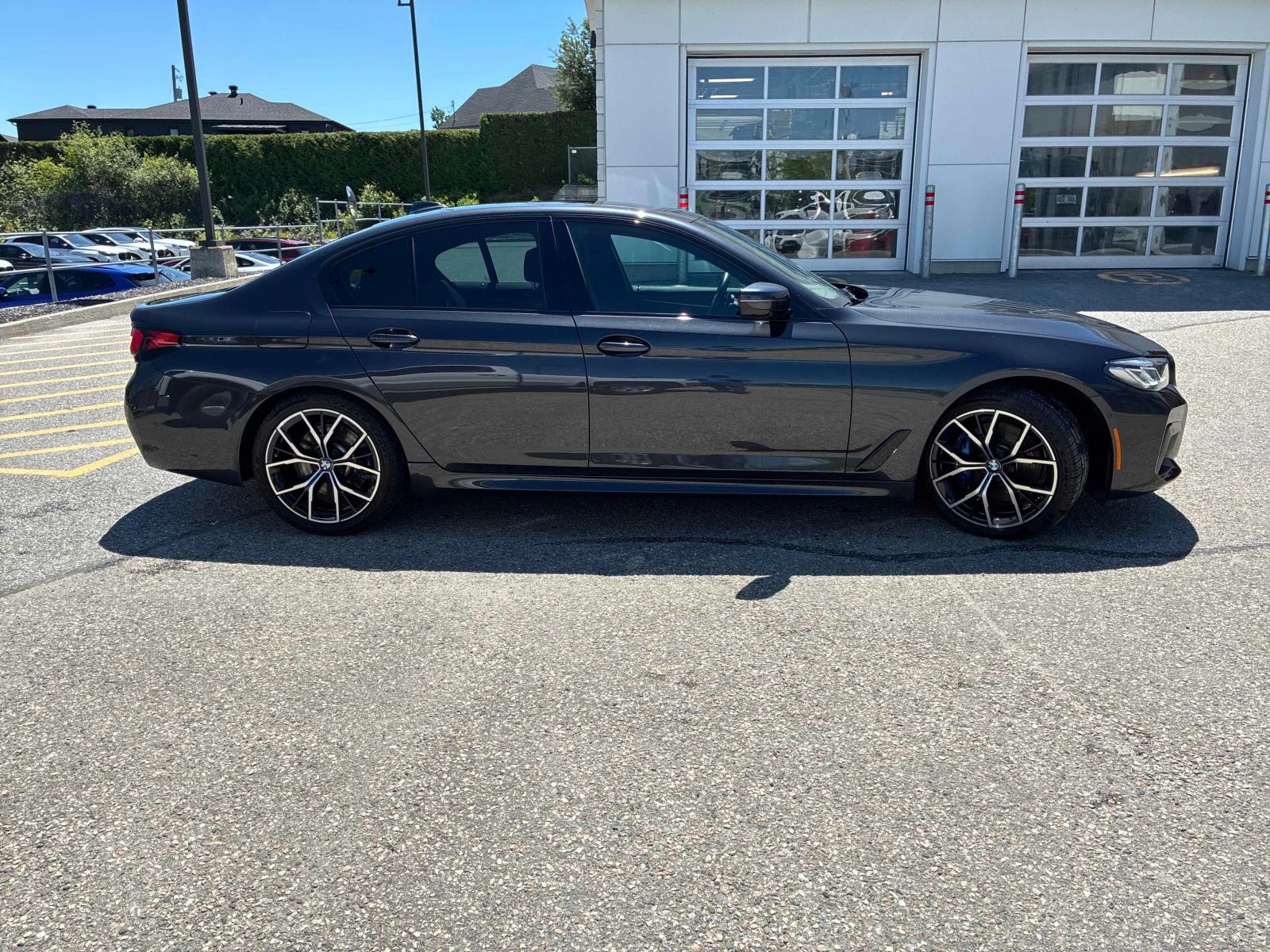 BMW 530 * 530i xDrive * CARFAX * ОПЦИЯ ЗА ФИНАНСИРАНЕ , снимка 3 - Автомобили и джипове - 55850090