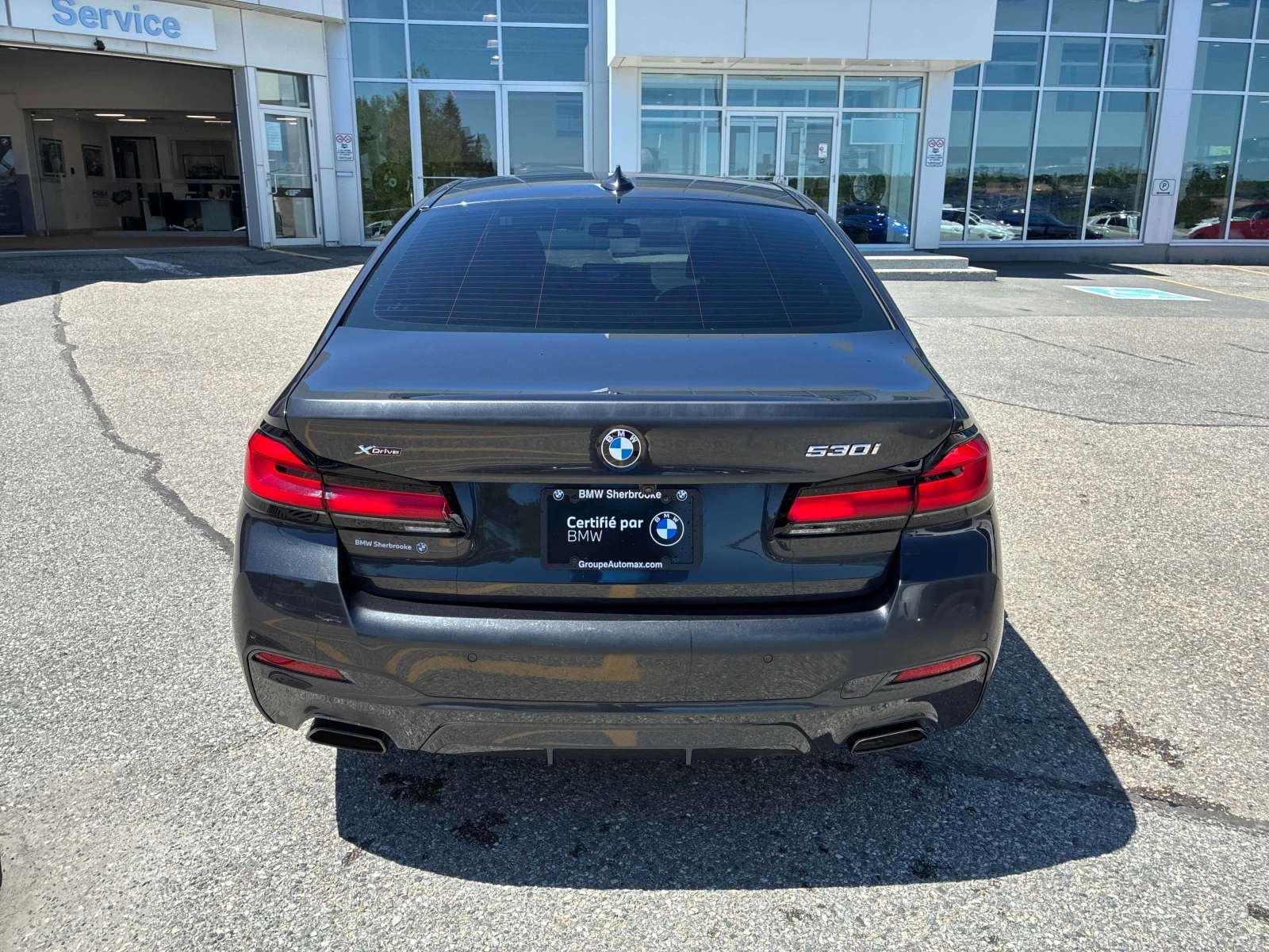 BMW 530 * 530i xDrive * CARFAX * ОПЦИЯ ЗА ФИНАНСИРАНЕ , снимка 15 - Автомобили и джипове - 55850090