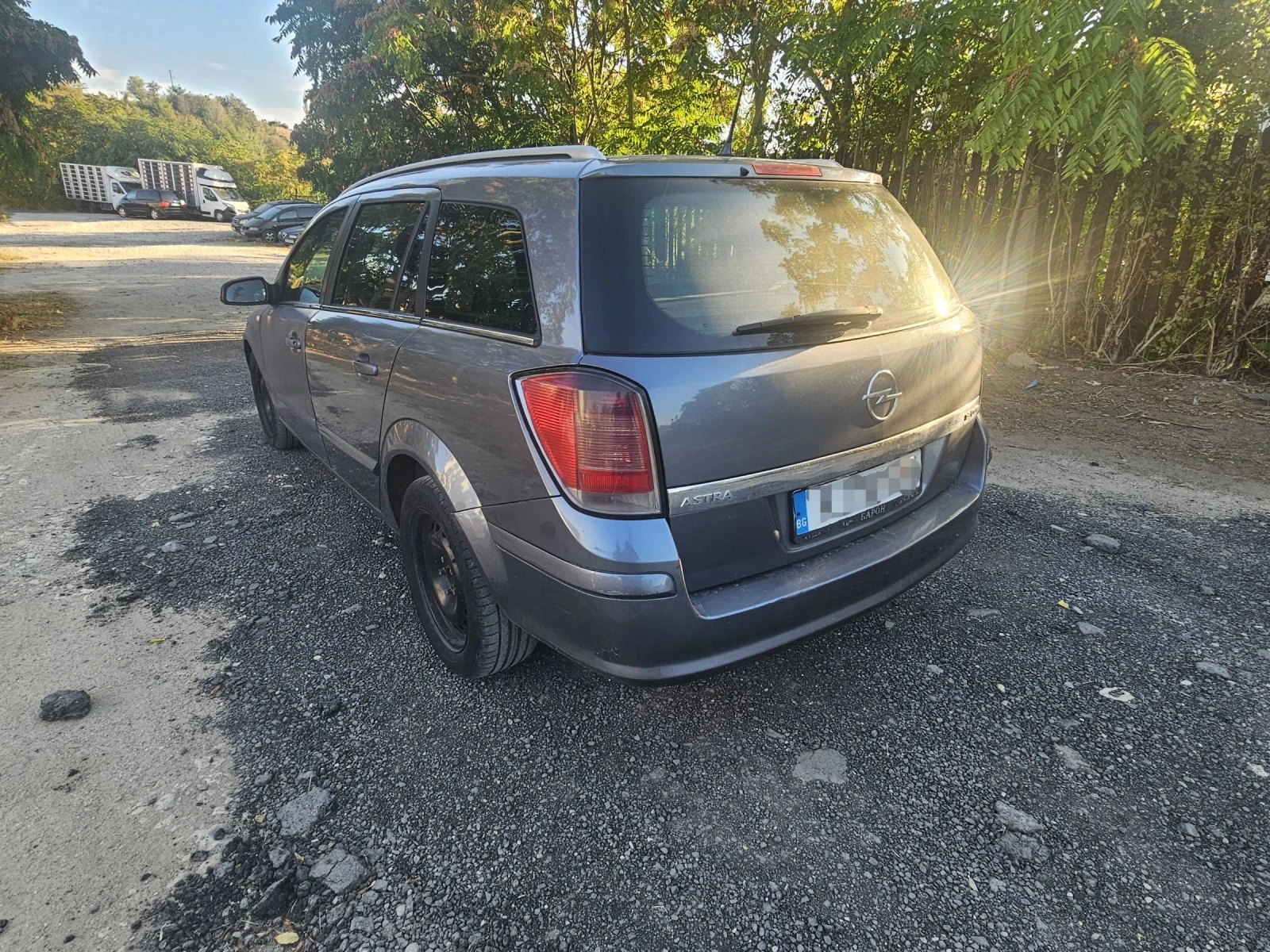 Opel Astra Комби, снимка 9 - Автомобили и джипове - 56154927