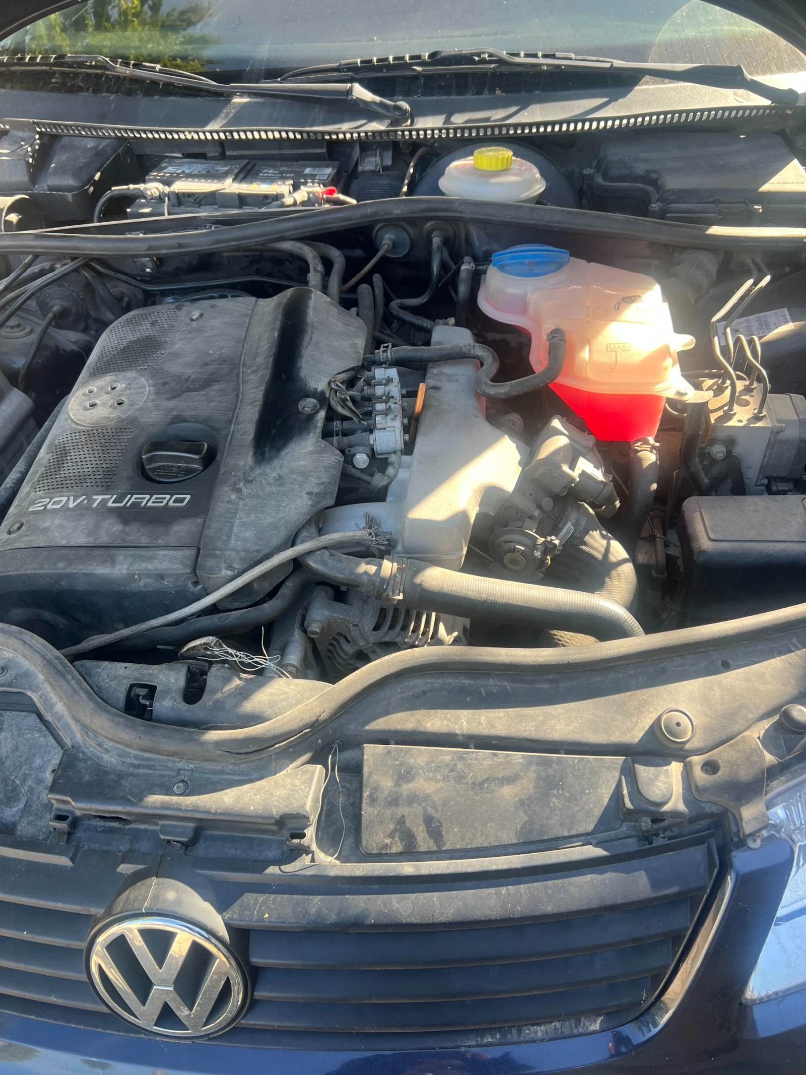 VW Passat 1.8, снимка 11 - Автомобили и джипове - 56402857