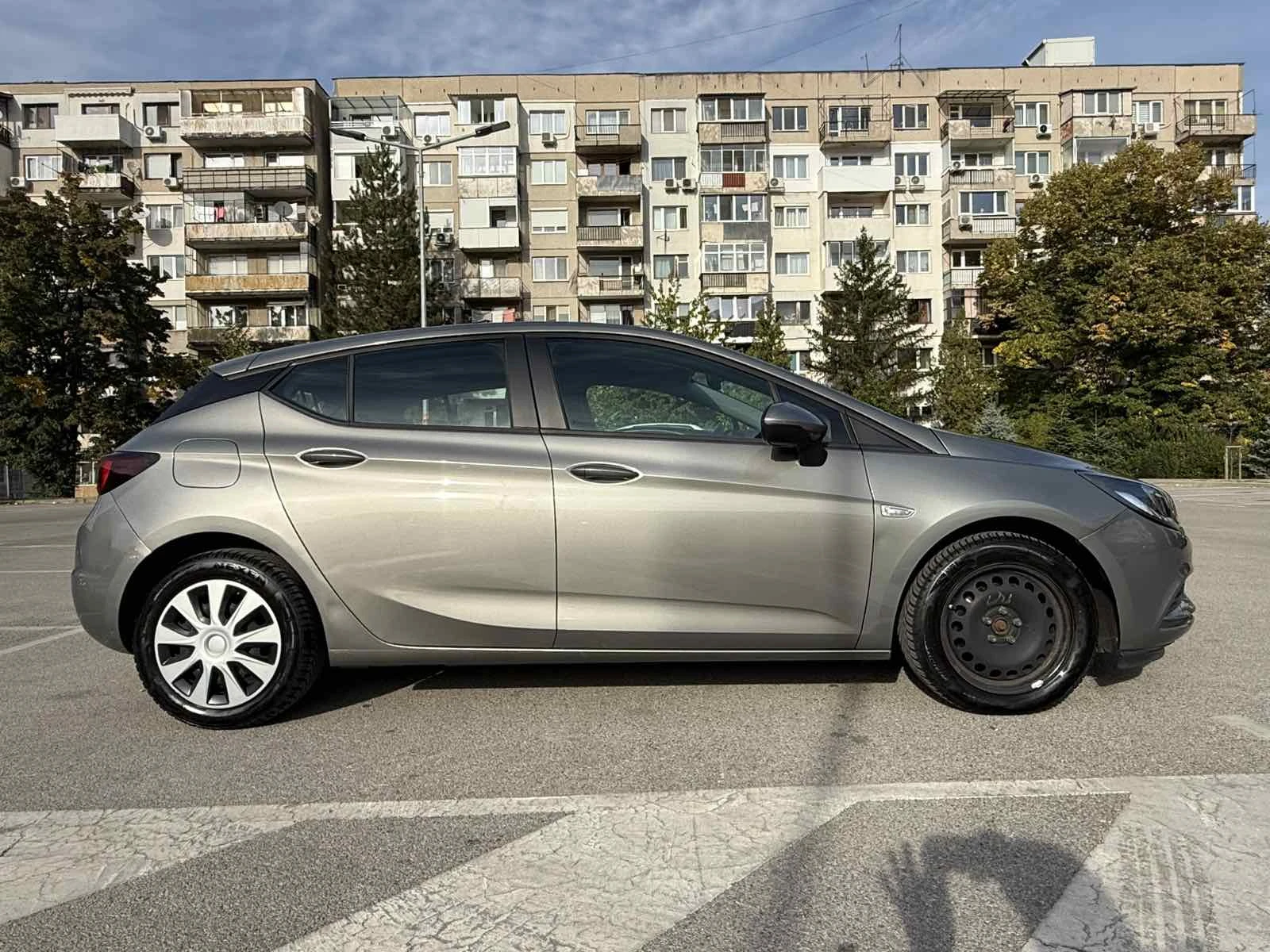 Opel Astra, снимка 3 - Автомобили и джипове - 56519772