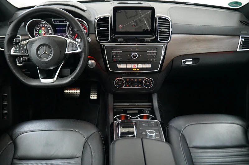 Mercedes-Benz GLS 350 d 4Matic AMG Line Interior 6+ 1, снимка 10 - Автомобили и джипове - 47877288