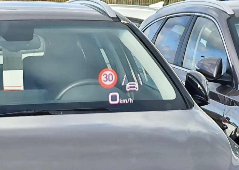 Audi Q8 50TDI Quattro S-line/B&O/360/Обдухване/TV, снимка 10 - Автомобили и джипове - 52516603