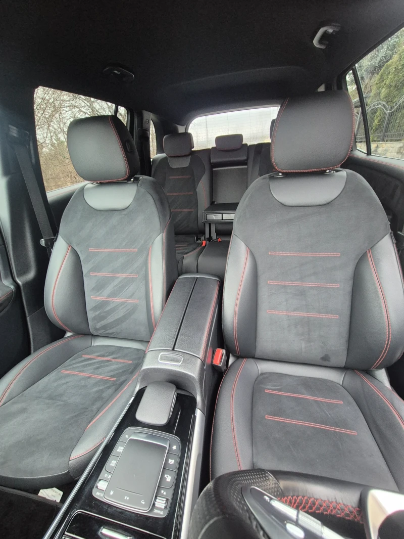 Mercedes-Benz GLB 220D/AMG/145000km/8.22г., снимка 11 - Автомобили и джипове - 53321827