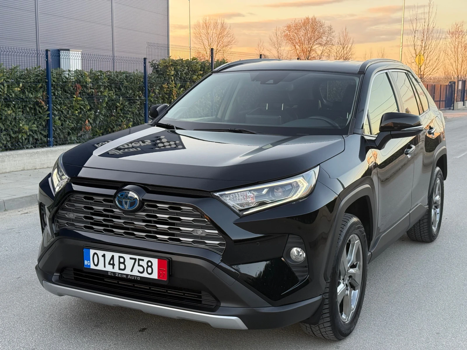 Toyota Rav4   HYBRID LOUNGE   !! | Mobile.bg   1