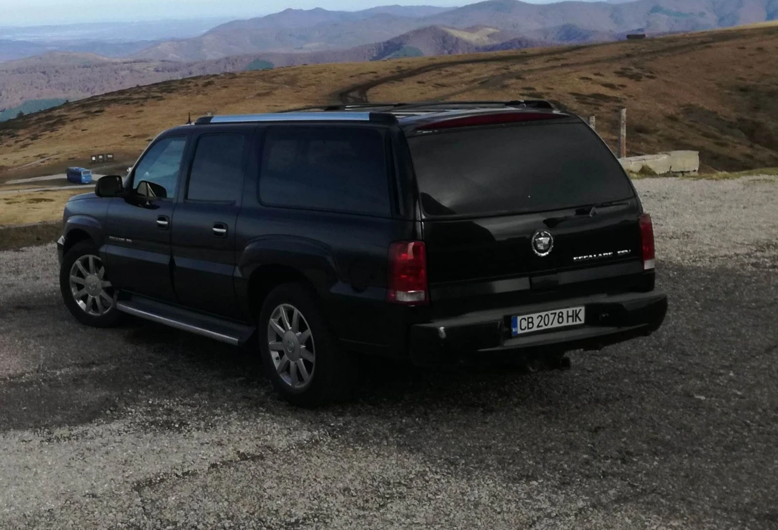 Cadillac Escalade  - изображение 4