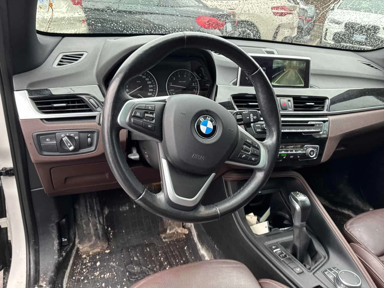 BMW X1 * xDrive28i ПОДГРЕВ* ПАНОРАМА* KEYLESS* , снимка 13 - Автомобили и джипове - 54162142