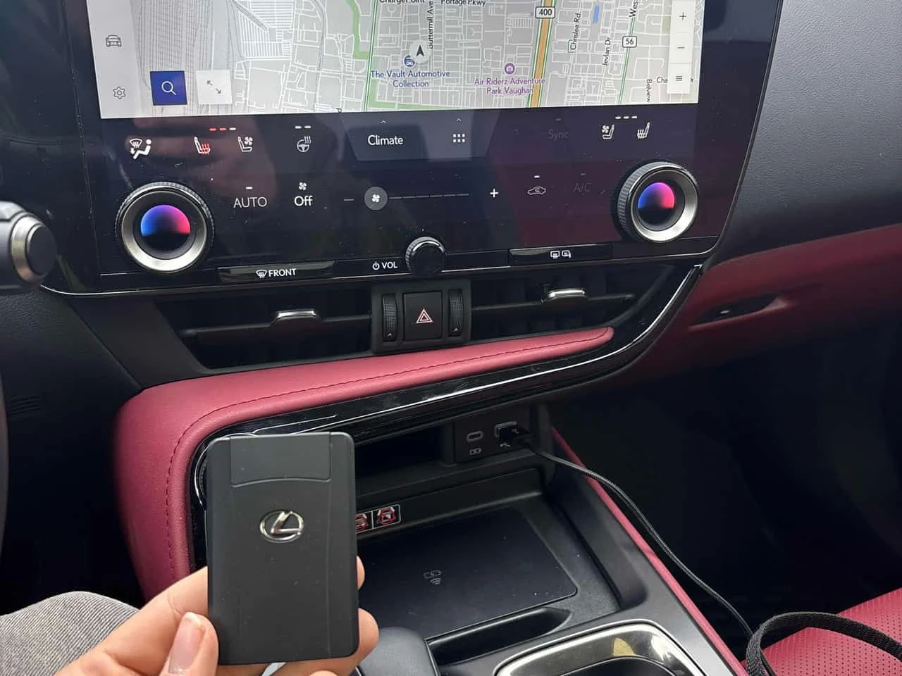Lexus NX 350h | DISTRONIC | ОБДУХВАНЕ | ПАНОРАМА | , снимка 17 - Автомобили и джипове - 54562745