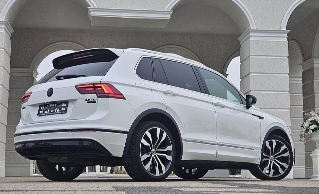 VW Tiguan 2.0TDI 4 Motion R line , снимка 5 - Автомобили и джипове - 54655329