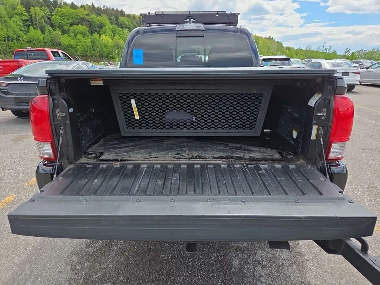 Toyota Tacoma * 4WD Double Cab V6* АВТОКРЕДИТ* , снимка 11 - Автомобили и джипове - 54810055