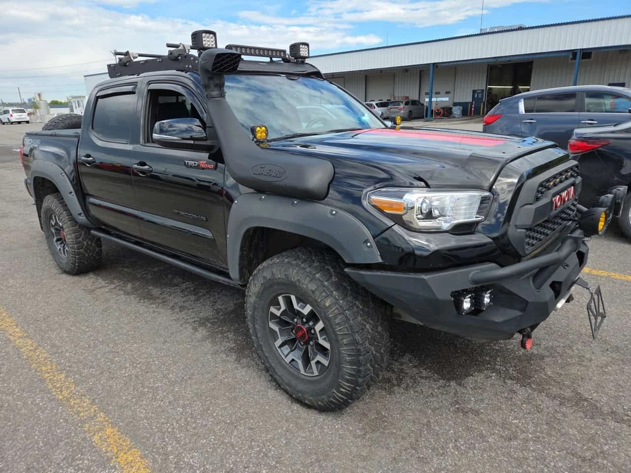 Toyota Tacoma * 4WD Double Cab V6* АВТОКРЕДИТ* , снимка 7 - Автомобили и джипове - 54810055
