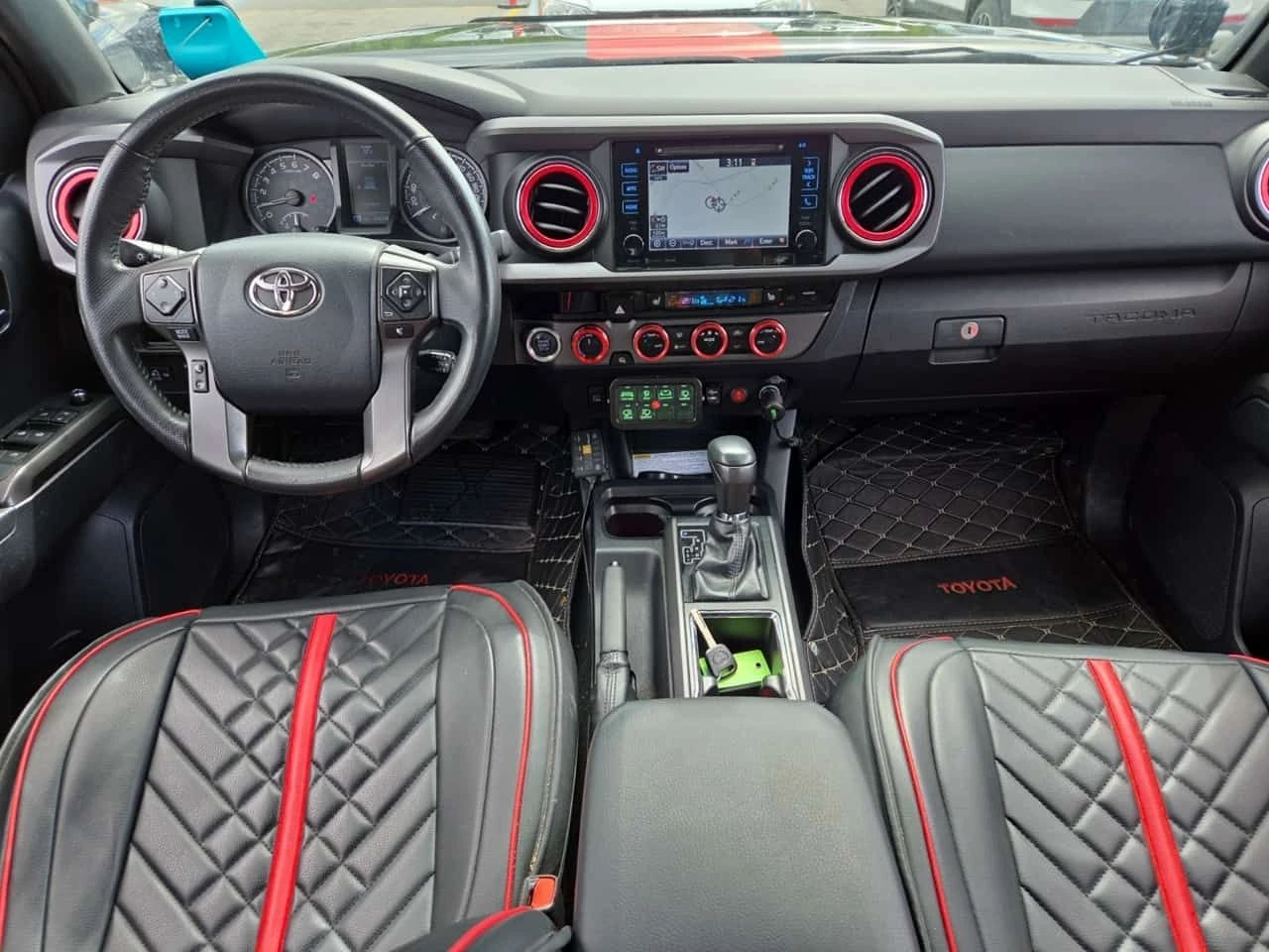Toyota Tacoma * 4WD Double Cab V6* АВТОКРЕДИТ* , снимка 5 - Автомобили и джипове - 54810055
