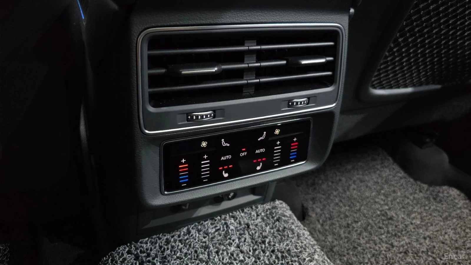 Audi Q7 45 TDI QUATTRO PREMIUM, снимка 17 - Автомобили и джипове - 55480792