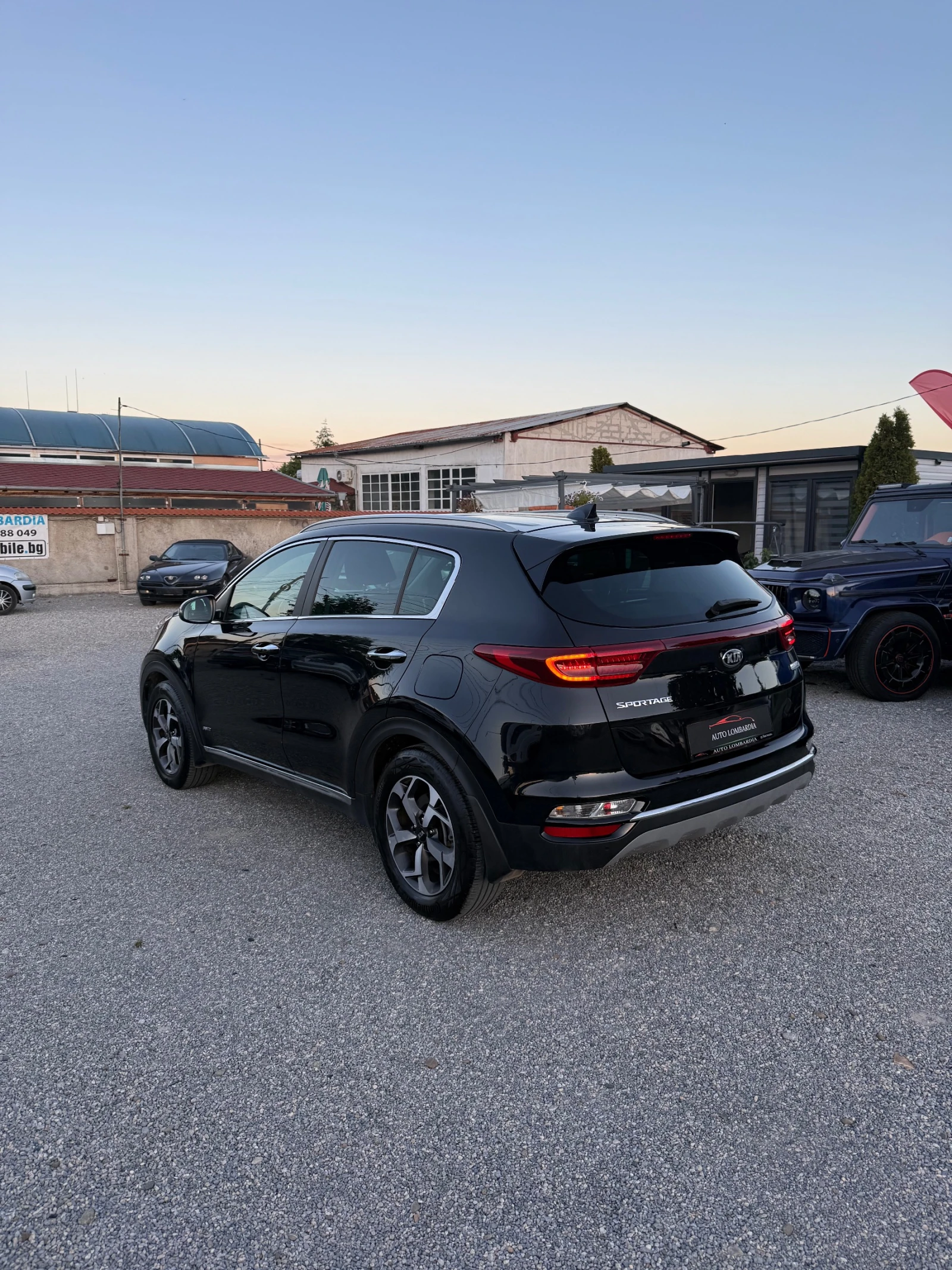 Kia Sportage 1.6CRDI MHEV, снимка 4 - Автомобили и джипове - 55570310