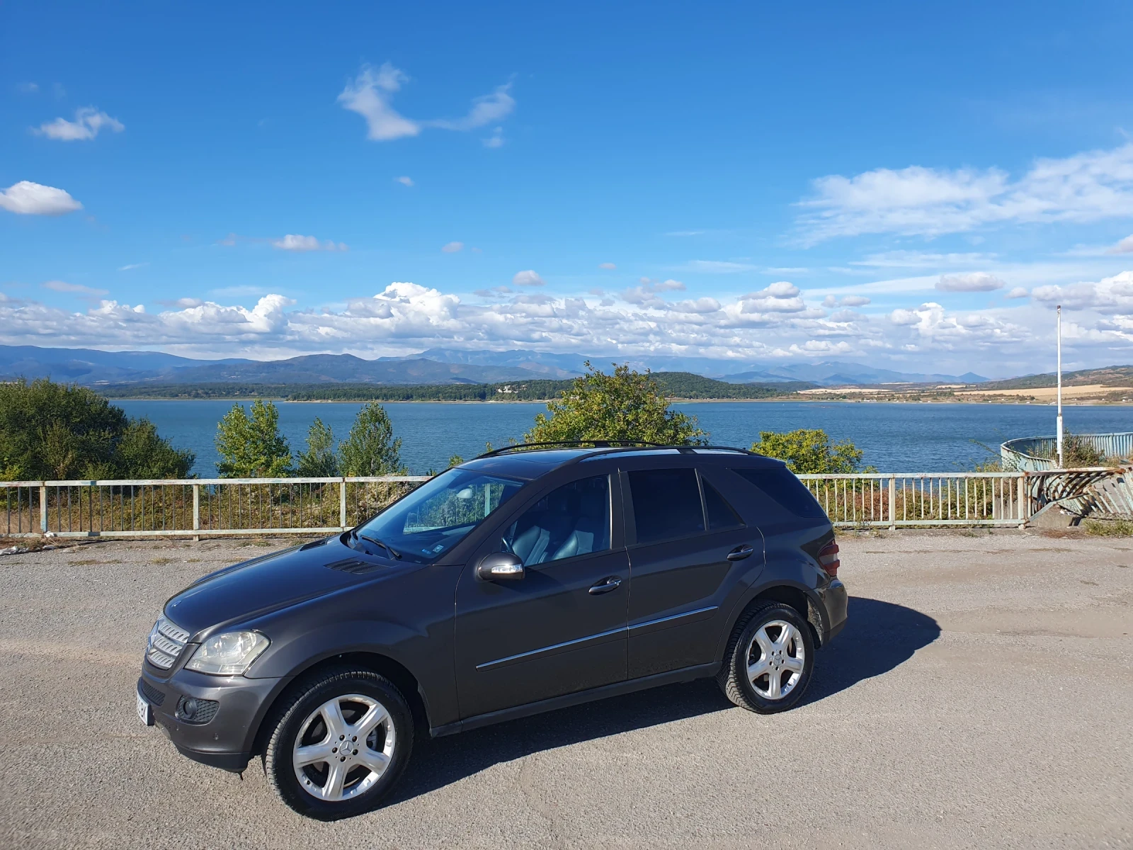 Mercedes-Benz ML 320, снимка 4 - Автомобили и джипове - 56194980
