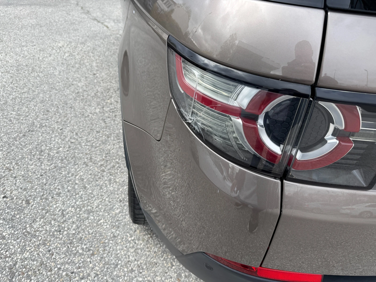 Land Rover Discovery Sport 2.0D 4х4 180кс, снимка 8 - Автомобили и джипове - 56705375