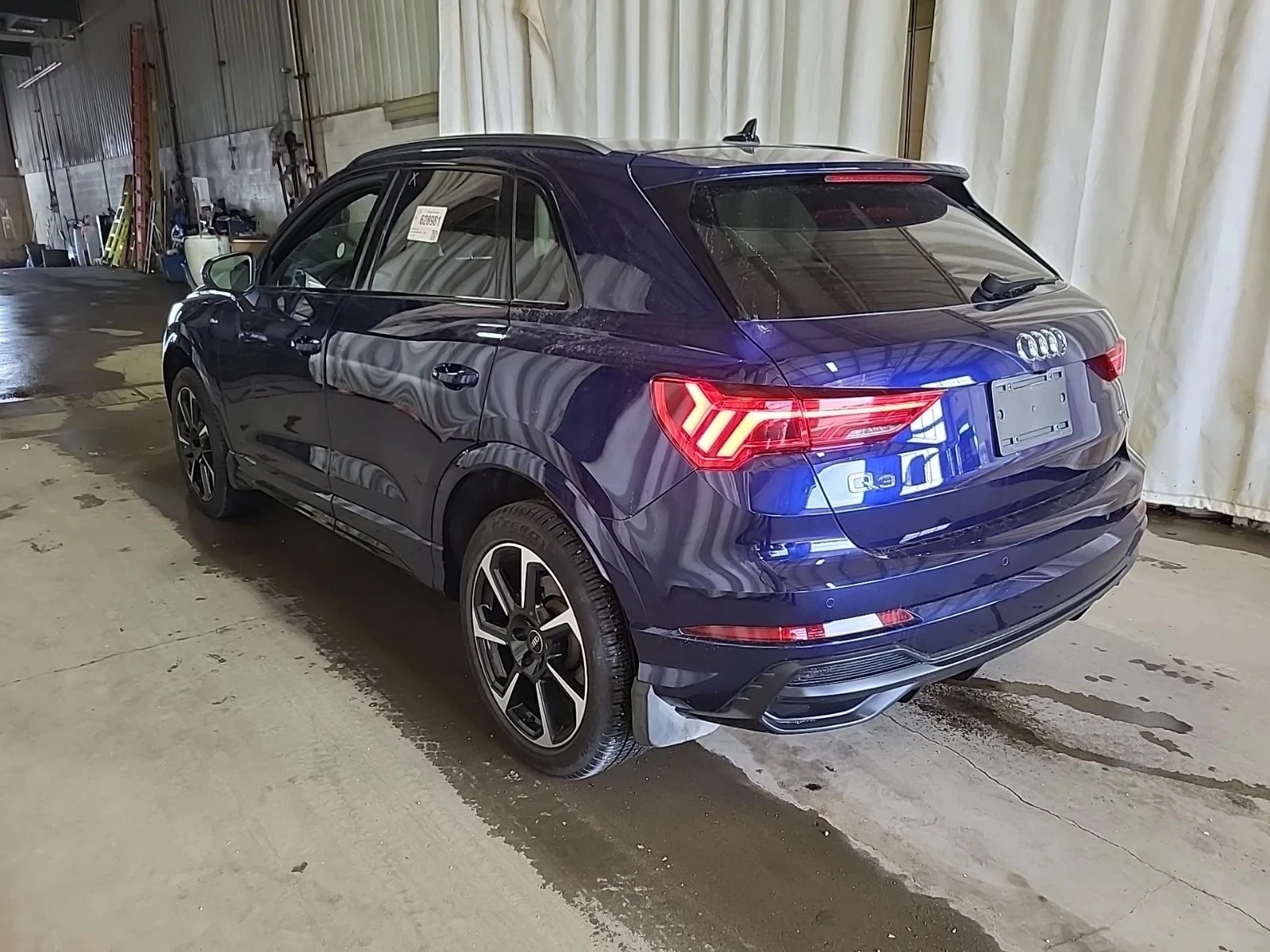 Audi Q3, снимка 4 - Автомобили и джипове - 56730426