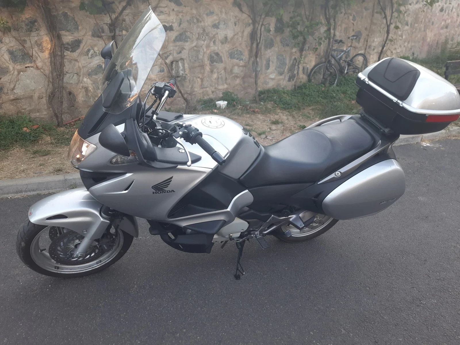 Honda Deauville 700  I - изображение 2