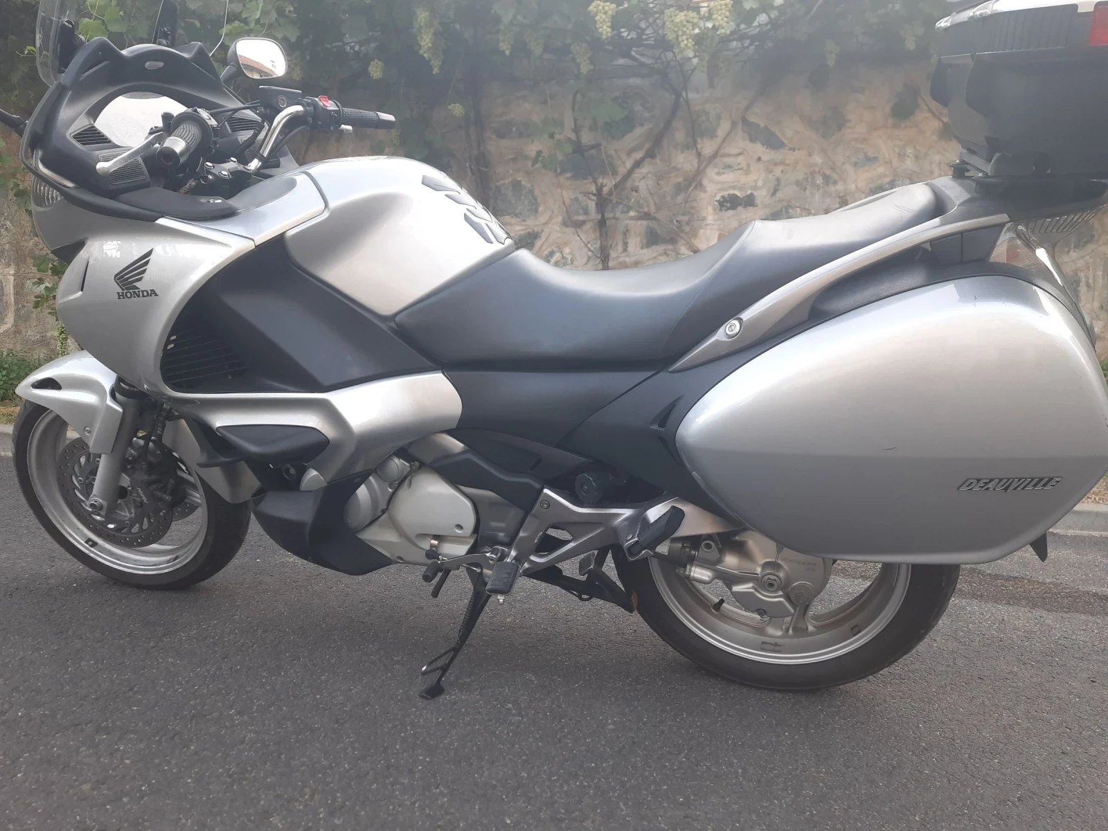 Honda Deauville 700  I - изображение 6